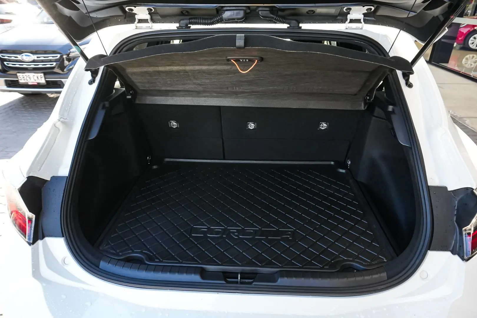 2019 Toyota Corolla Gallery Image 14