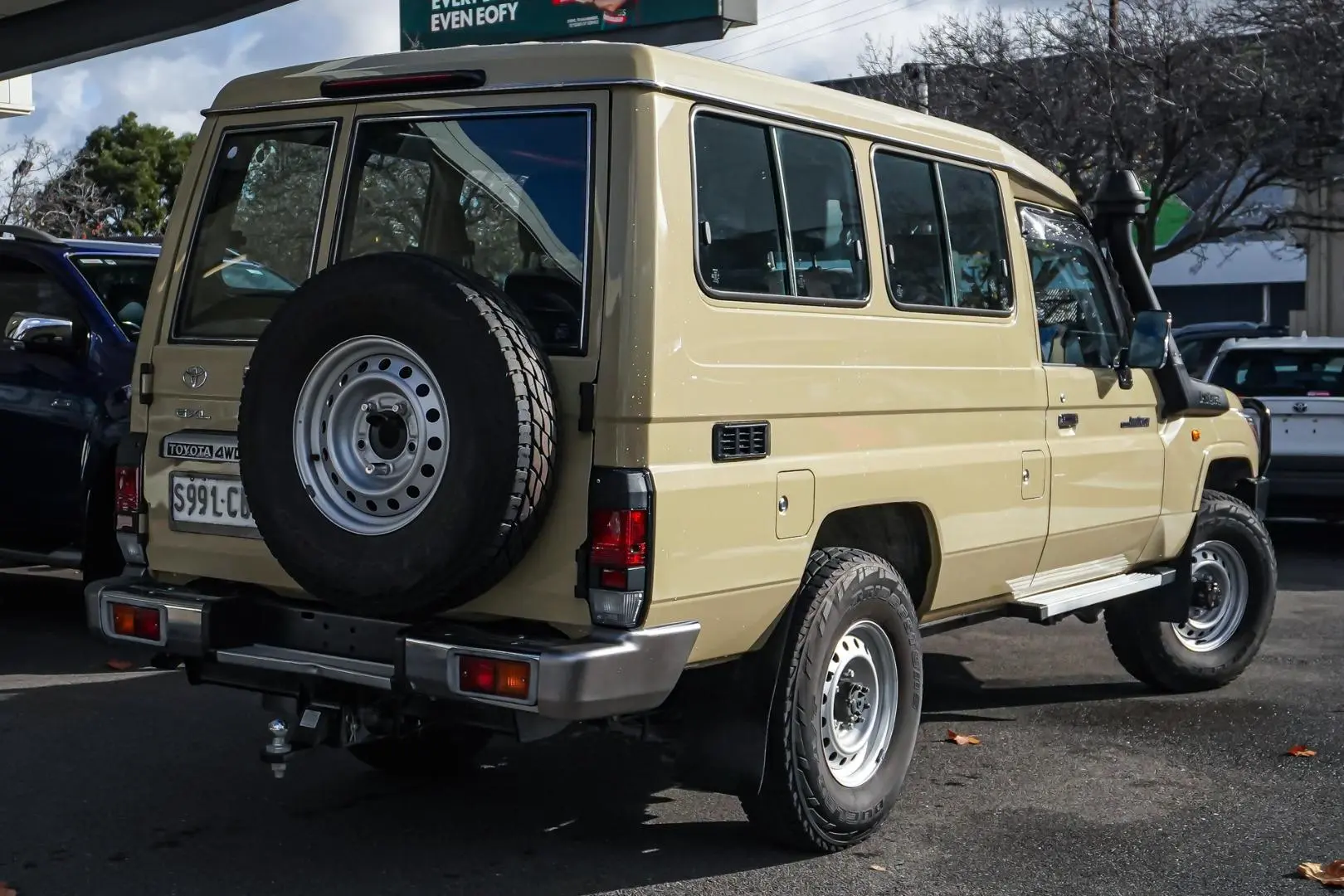2021 Toyota Landcruiser Gallery Image 3