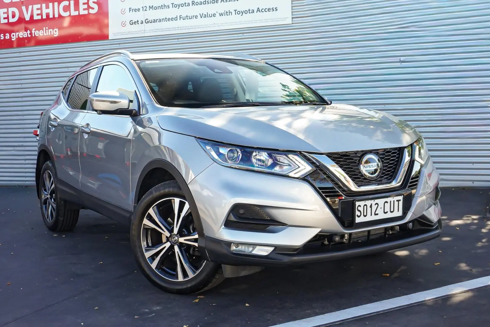 2020 Nissan QASHQAI Gallery Image 2