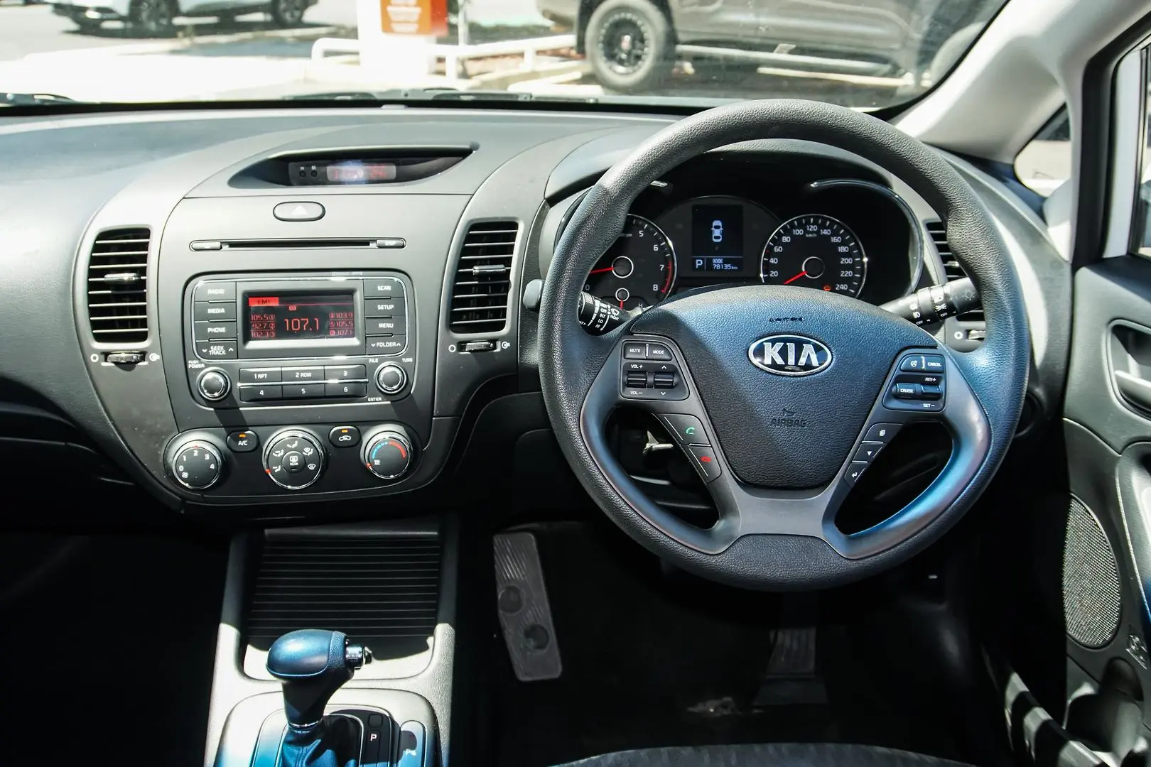 2016 Kia Cerato Gallery Image 8