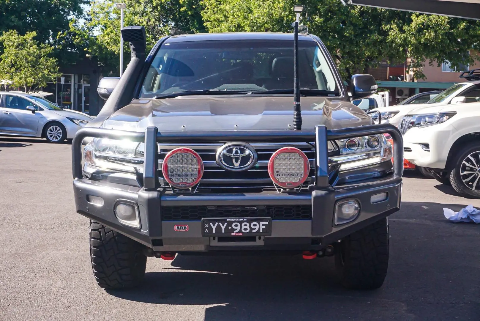 2016 Toyota Landcruiser Gallery Image 5