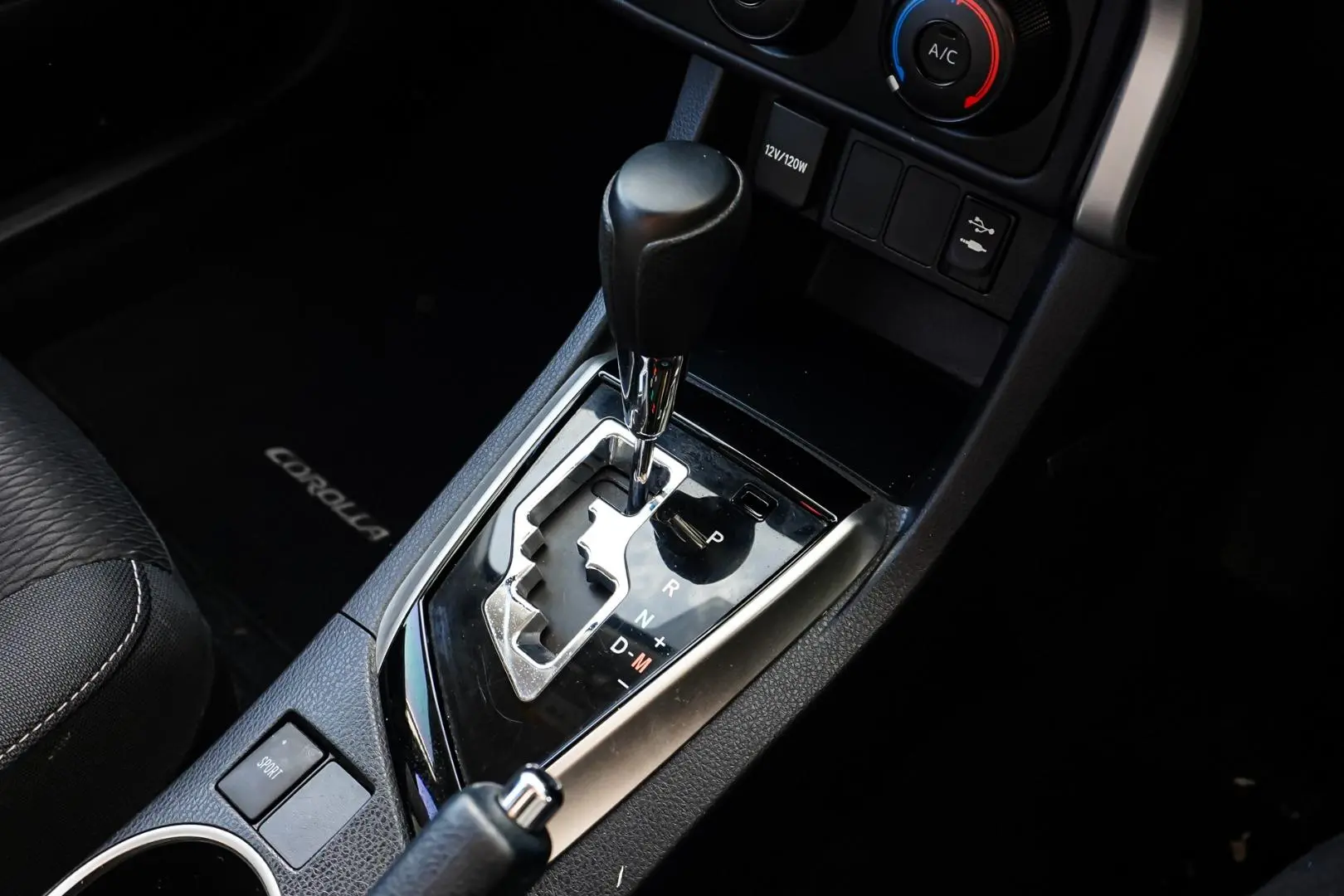 2019 Toyota Corolla Gallery Image 17