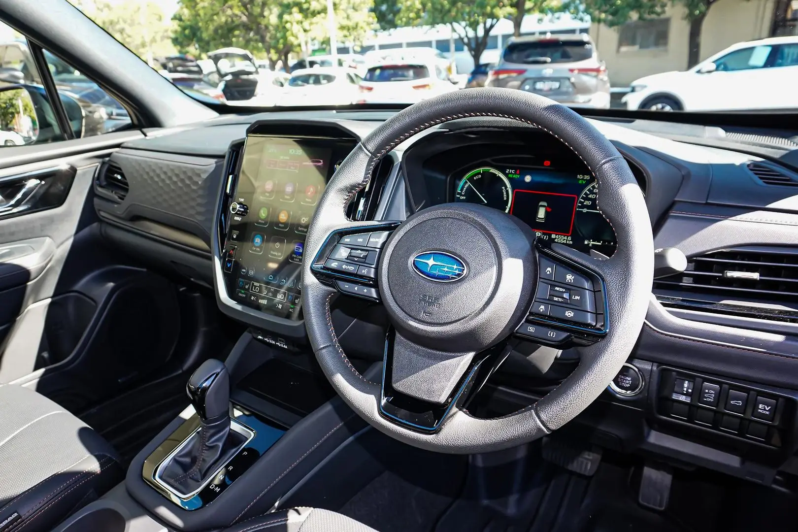 2025 Subaru Forester Gallery Image 6