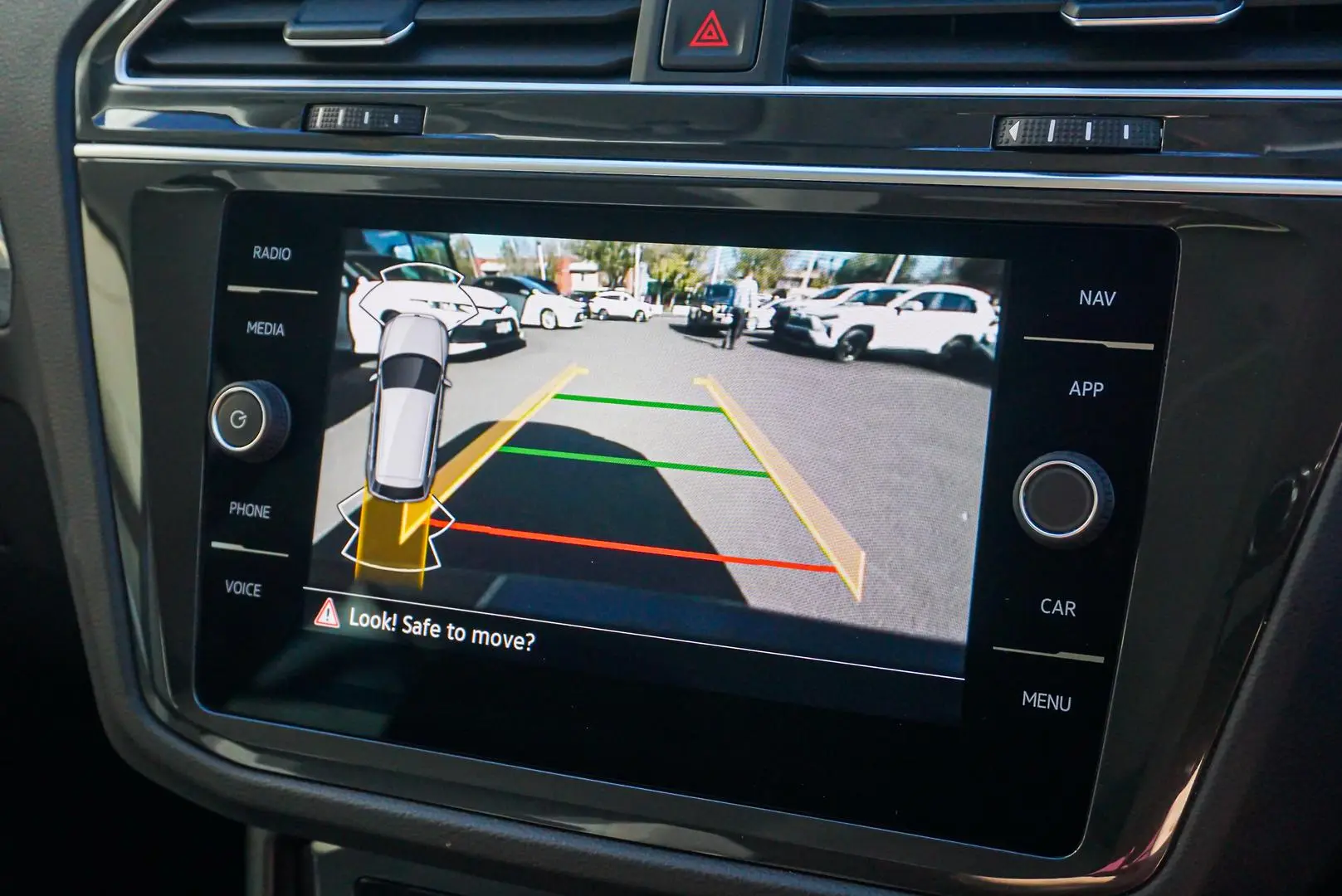 2022 Volkswagen Tiguan Gallery Image 20