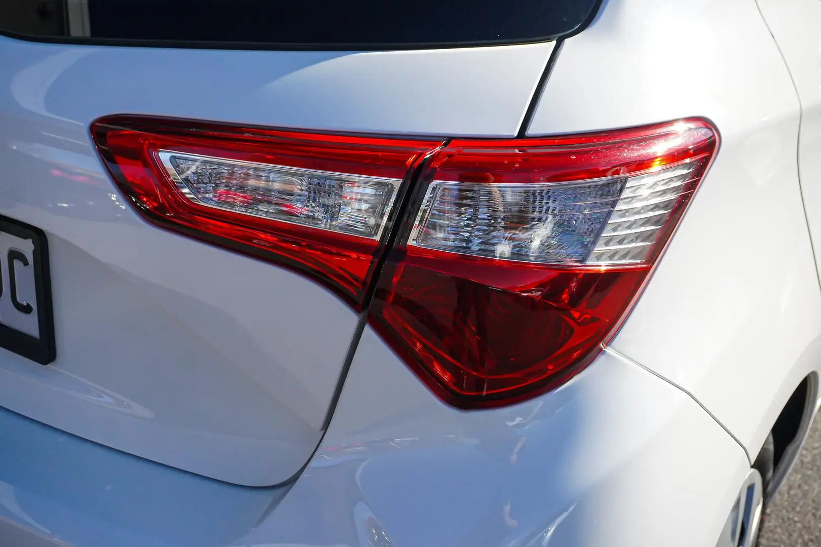 2019 Toyota Yaris Gallery Image 14