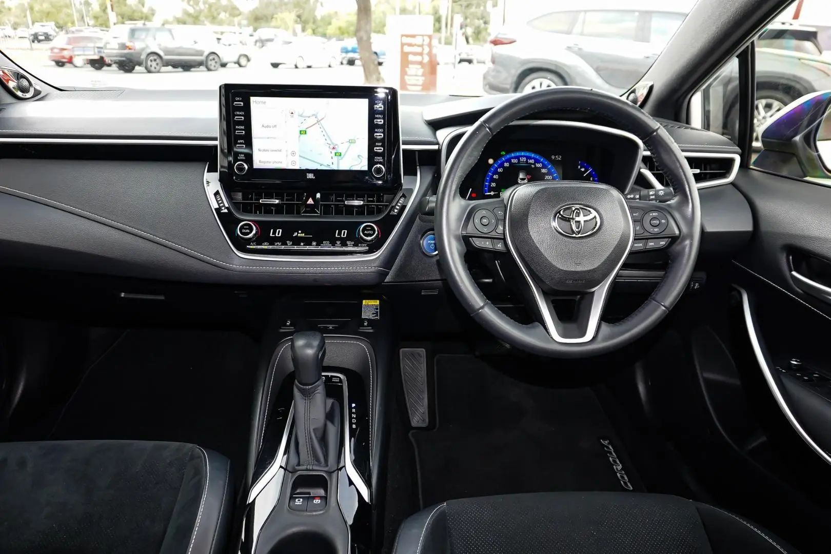 2020 Toyota Corolla Gallery Image 9