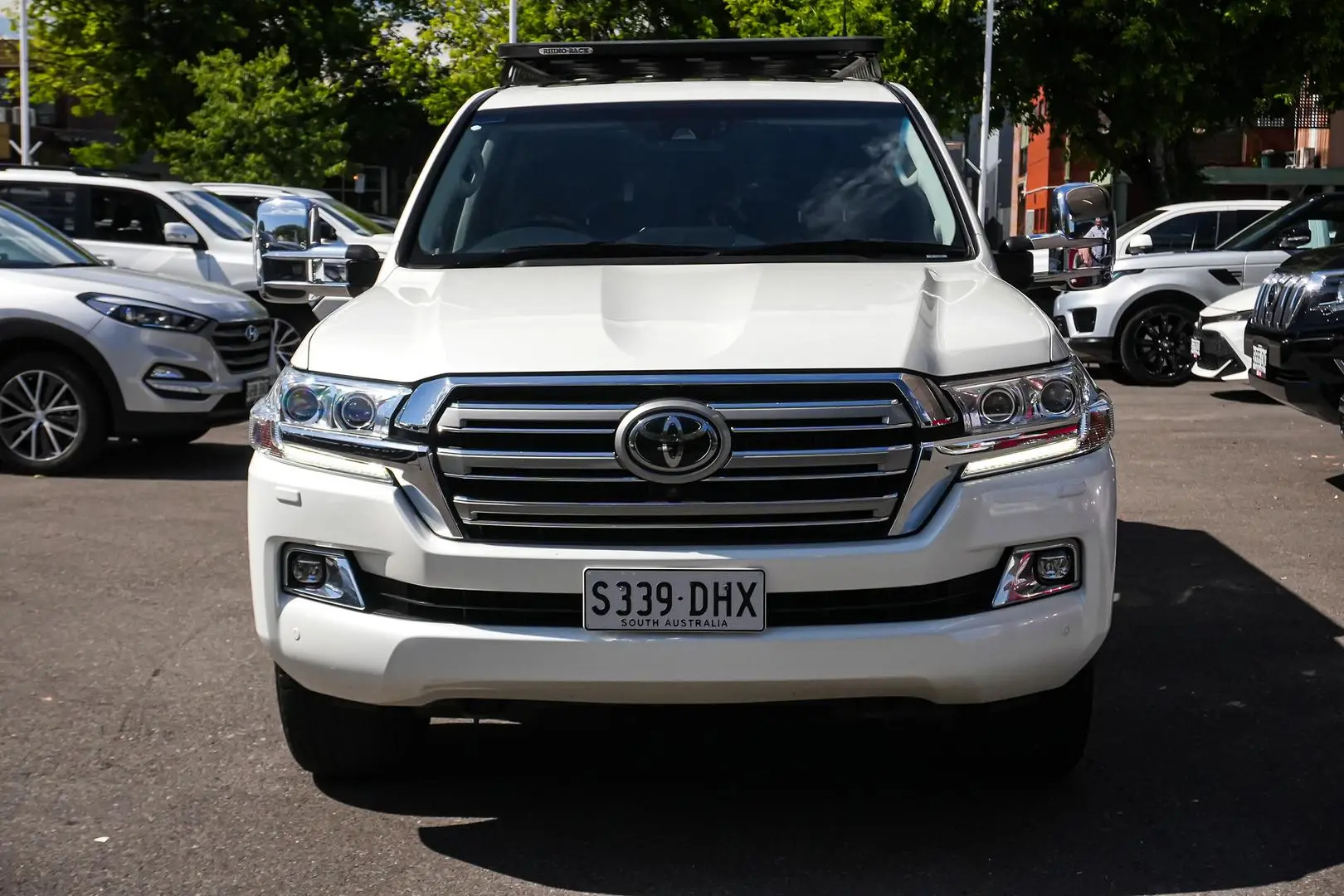 2017 Toyota Landcruiser Gallery Image 4