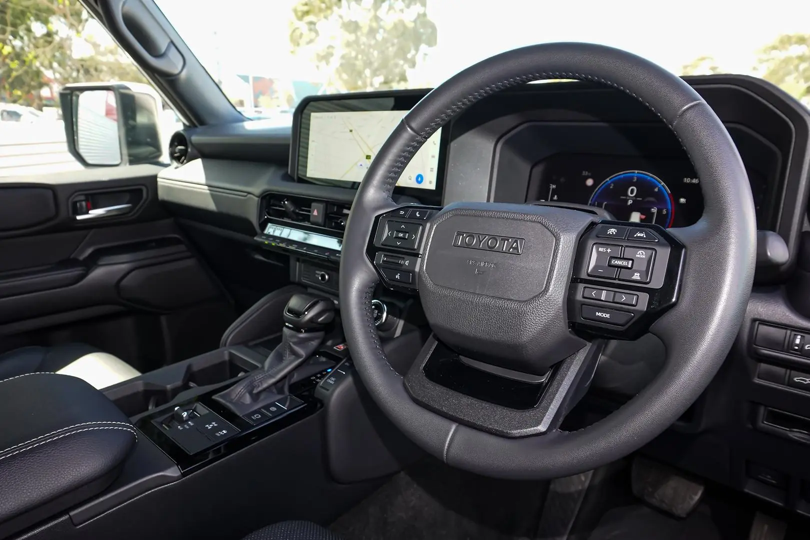 2024 Toyota Landcruiser Prado Gallery Image 7
