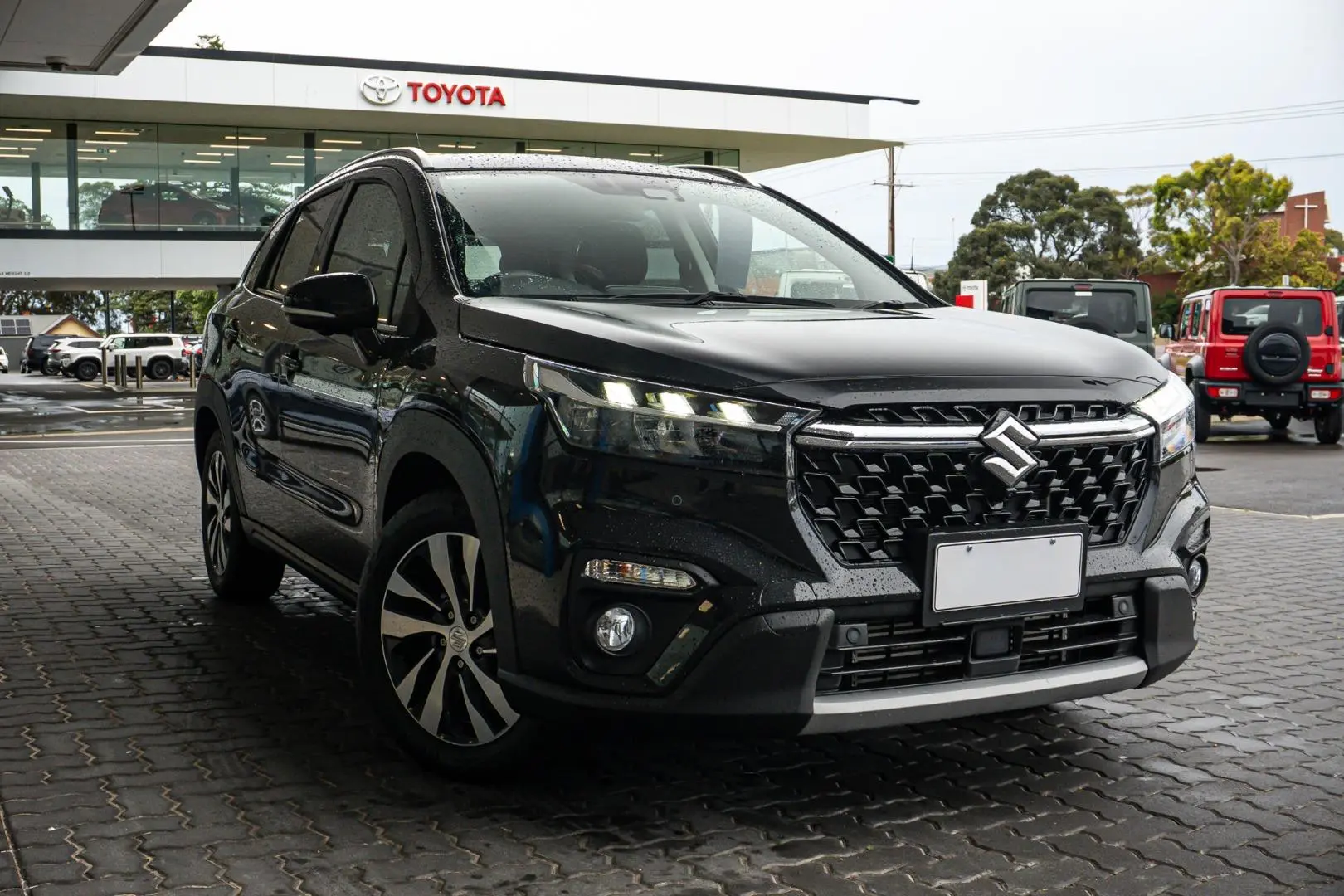 2023 Suzuki S-Cross Gallery Image 2