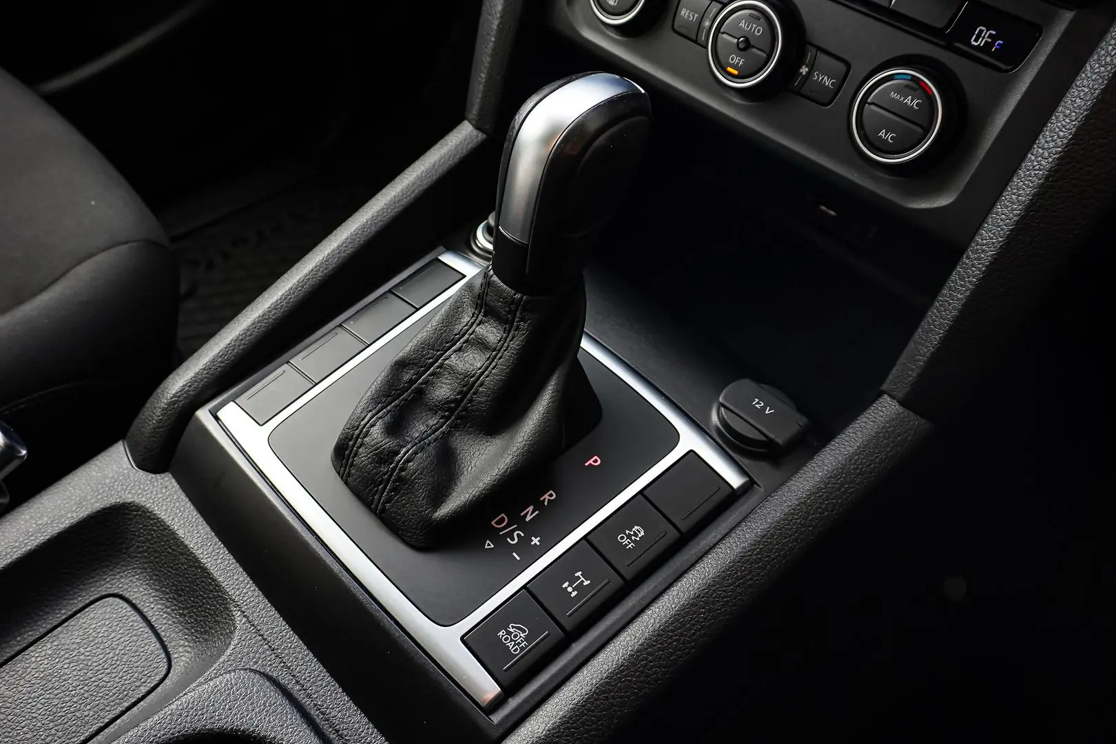 2020 Volkswagen Amarok Gallery Image 22