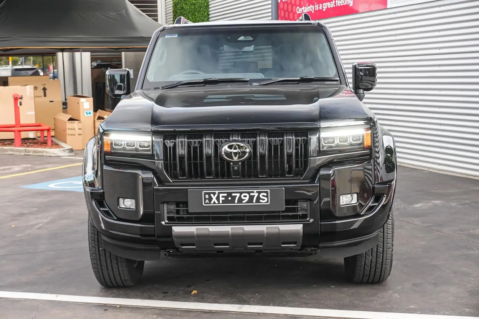 2025 Toyota Landcruiser Prado Gallery Image 5