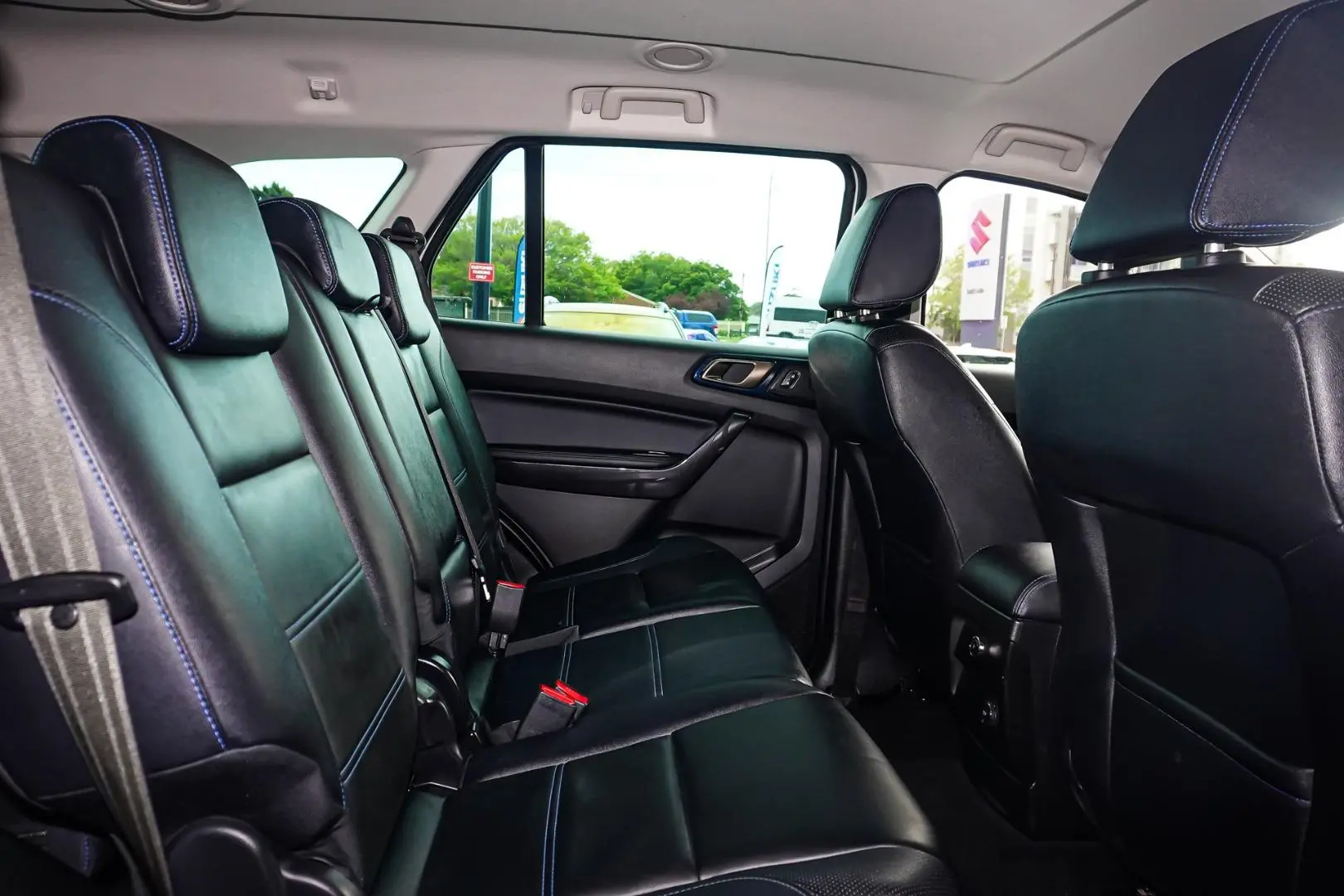 2021 Ford Everest Gallery Image 8