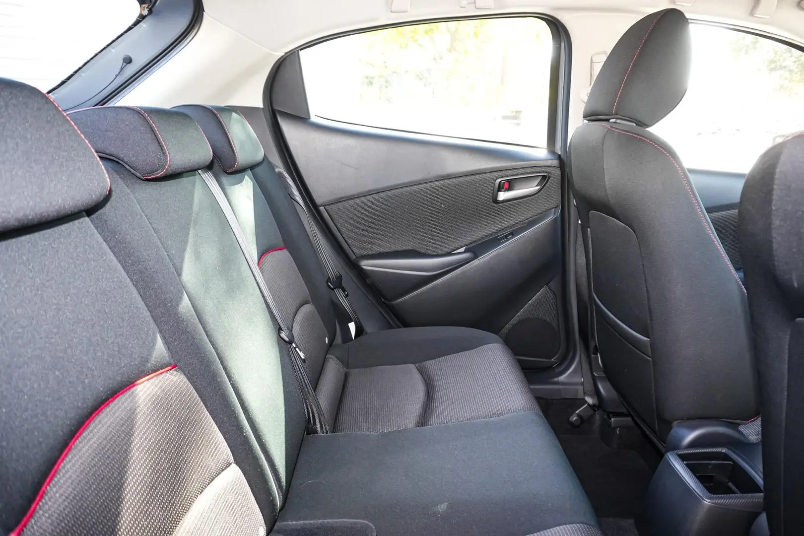 2022 Mazda 2 Gallery Image 15