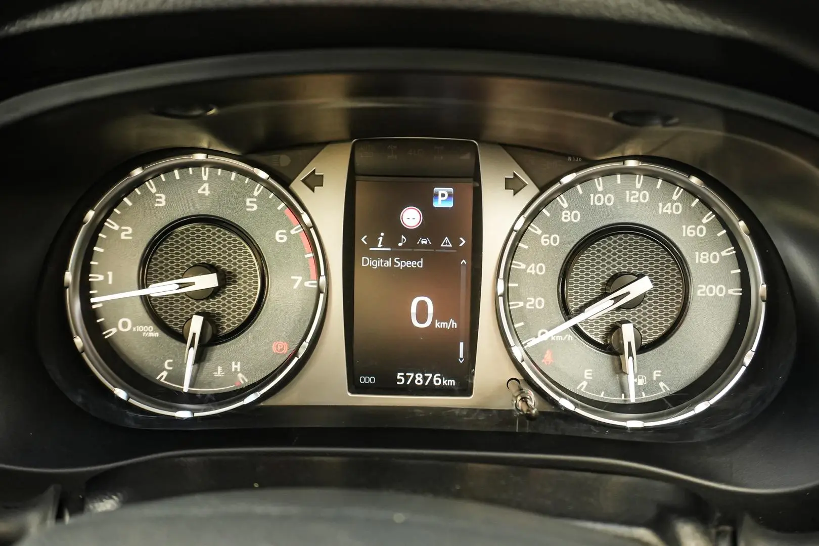2023 Toyota Hilux Gallery Image 14