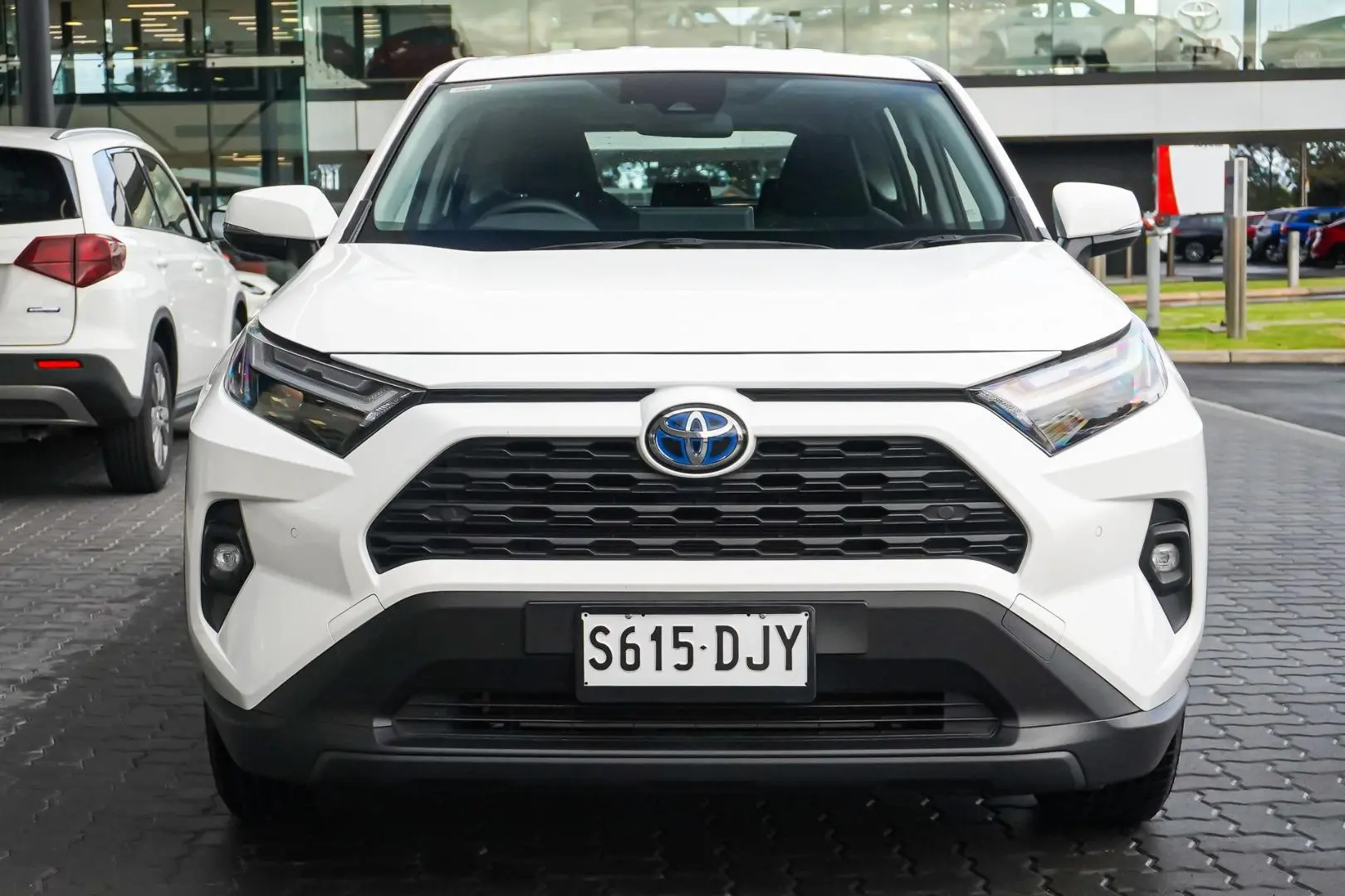 2024 Toyota RAV4 Gallery Image 5