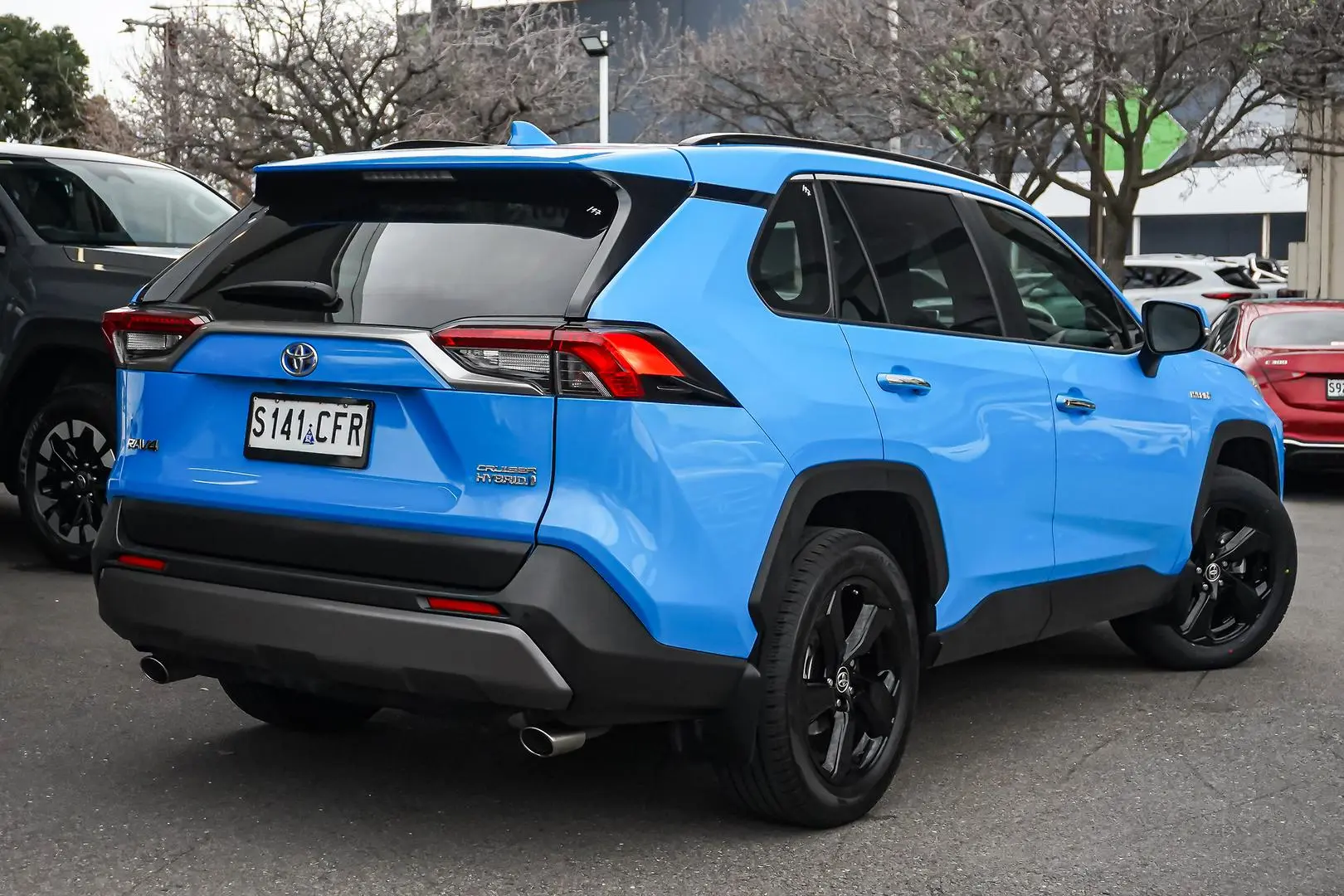2020 Toyota RAV4 Gallery Image 3