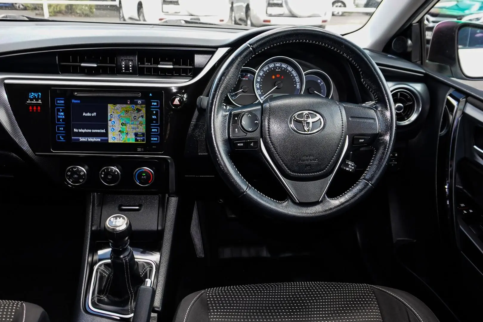 2016 Toyota Corolla Gallery Image 9