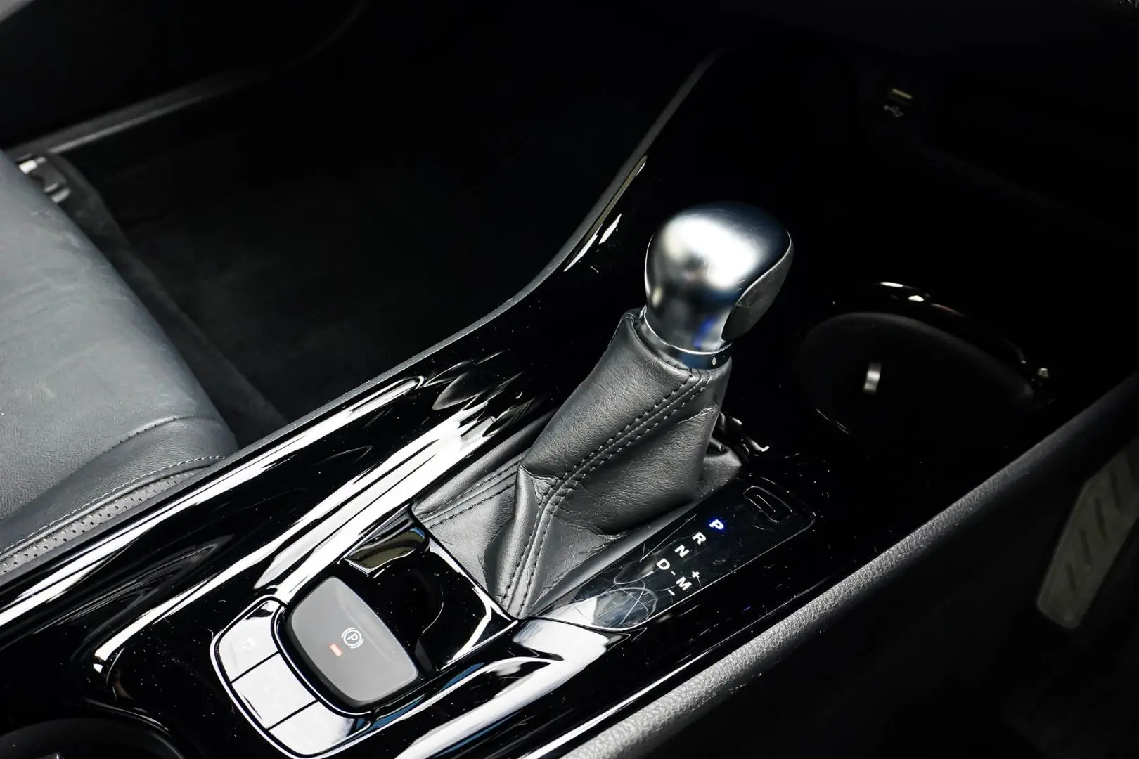 2023 Toyota C-HR Gallery Image 20