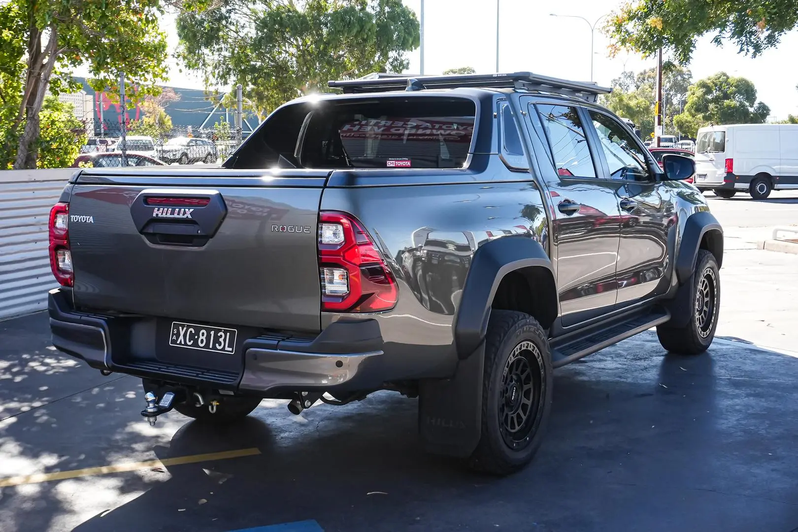 2023 Toyota Hilux Gallery Image 3