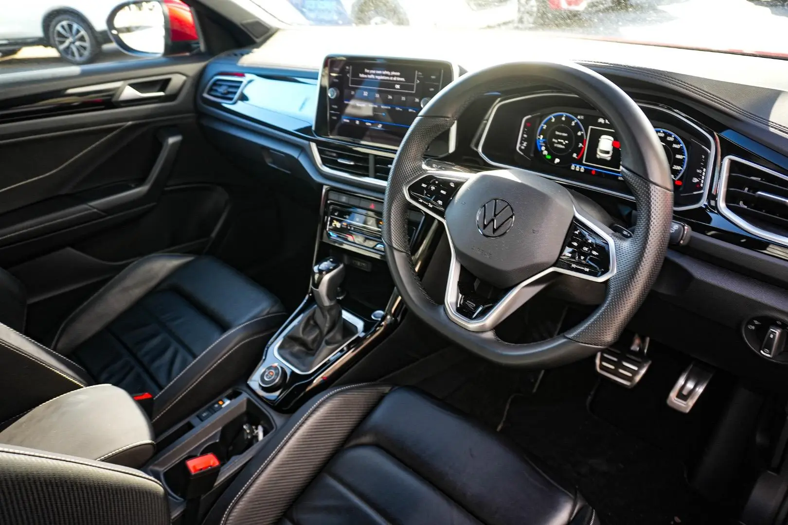 2022 Volkswagen T-Roc Gallery Image 7