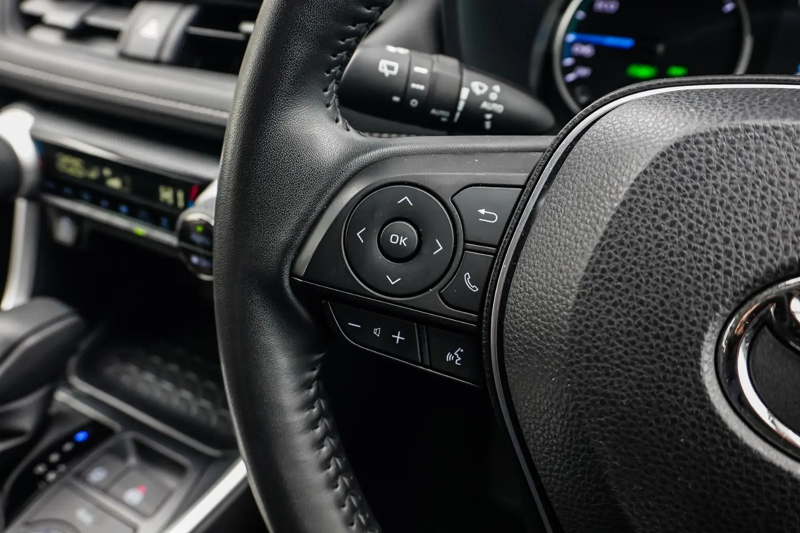 2022 Toyota RAV4 Gallery Image 19