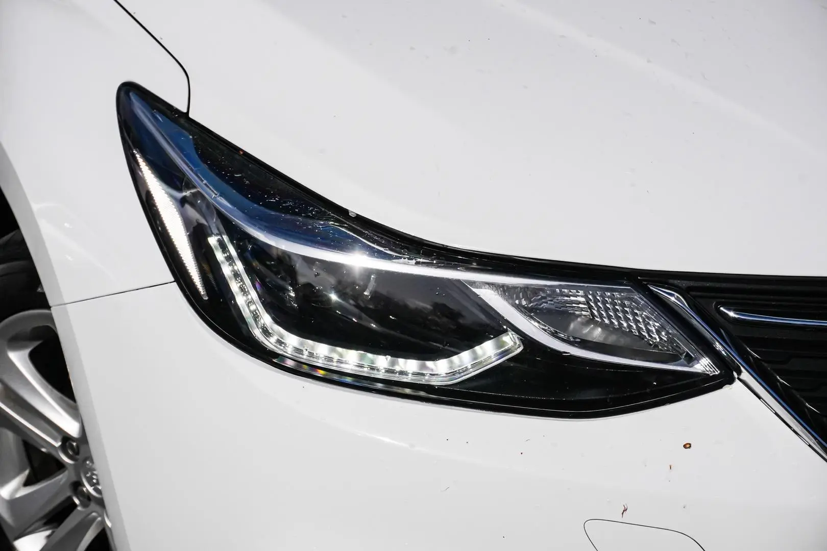 2018 Holden Astra Gallery Image 11