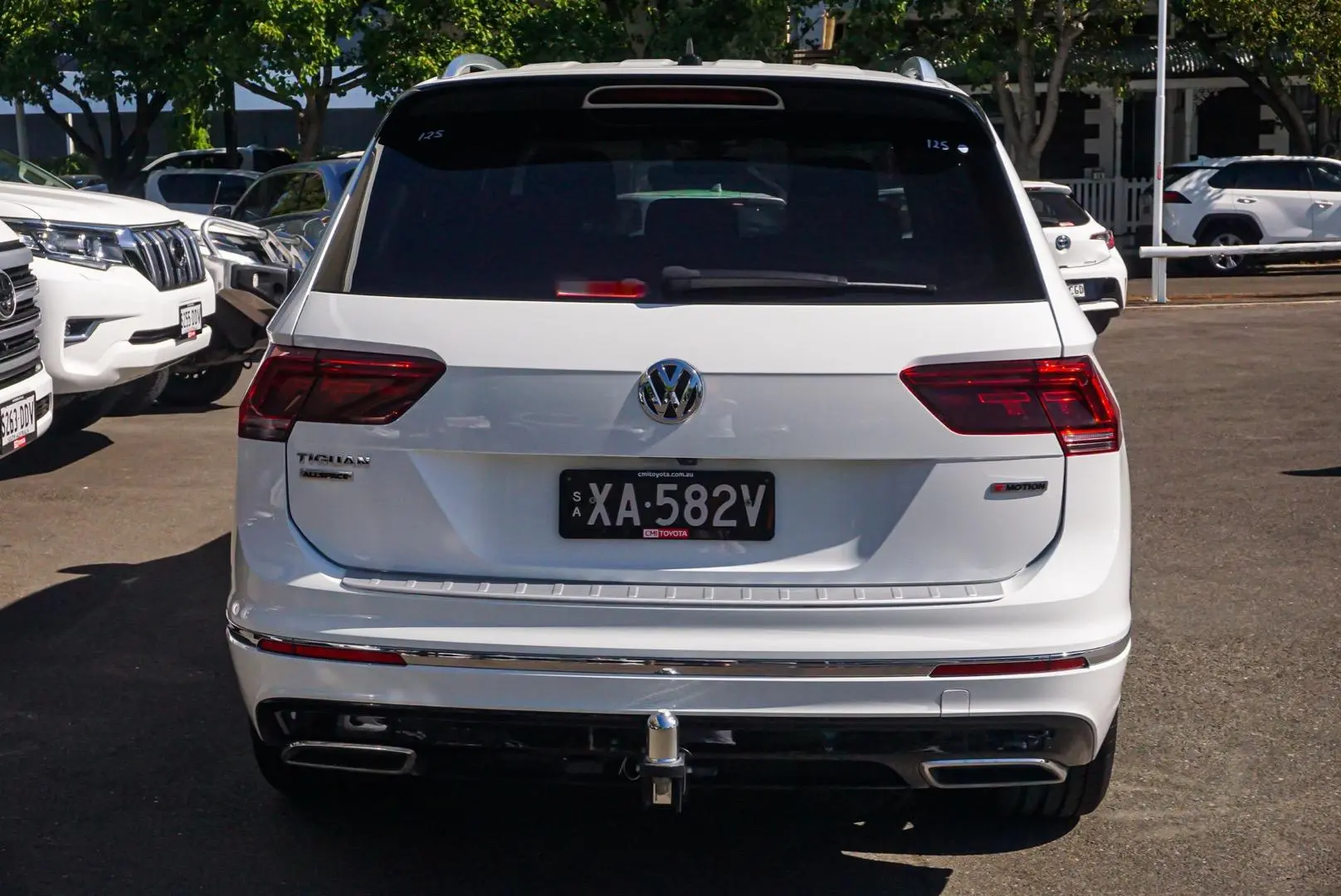 2020 Volkswagen Tiguan Gallery Image 6