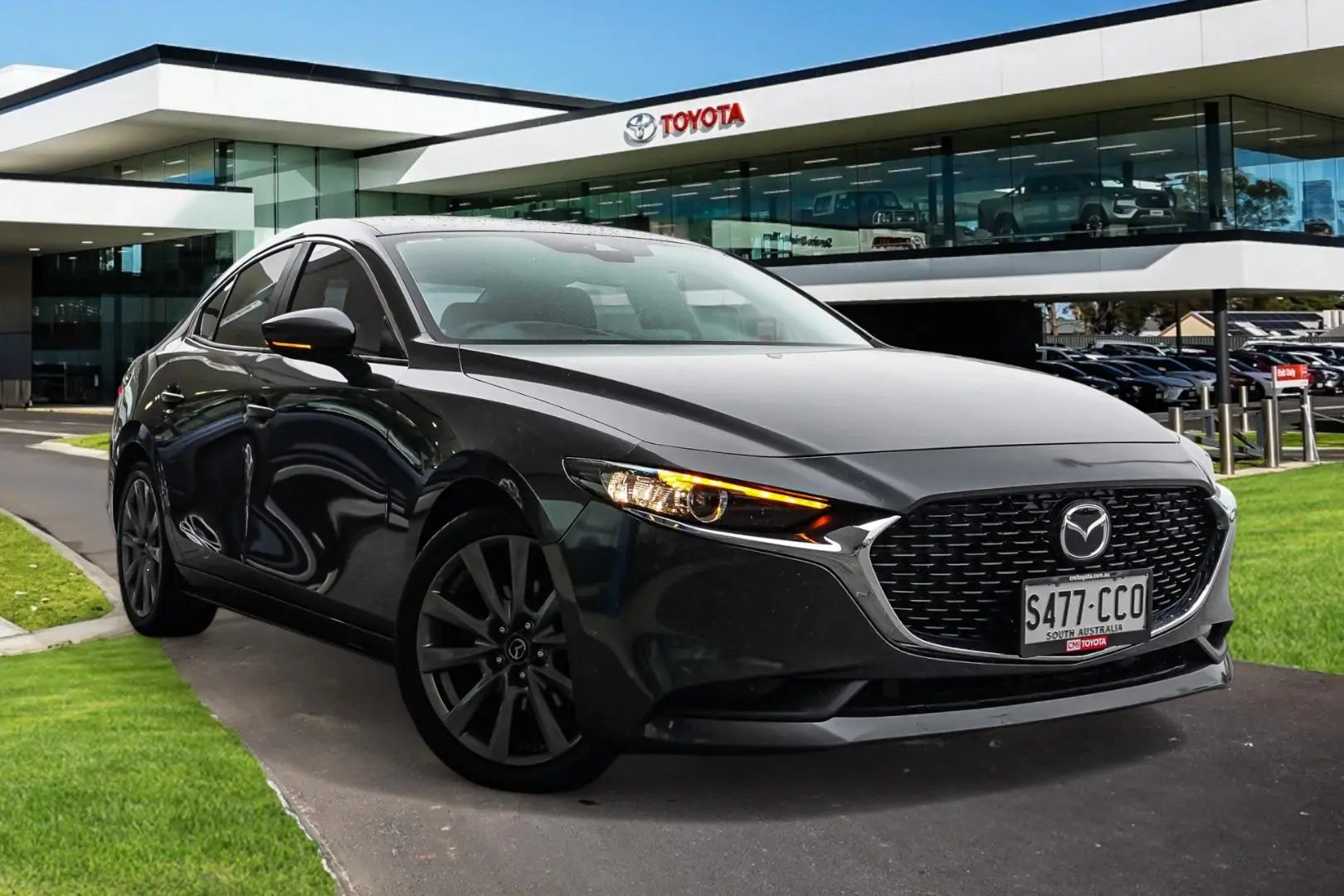 2019 Mazda 3 Gallery Image 1