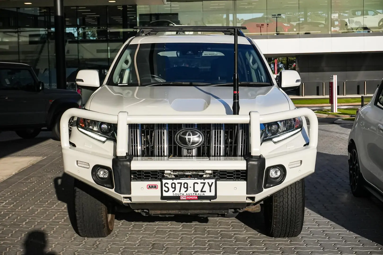 2020 Toyota Landcruiser Prado Gallery Image 5