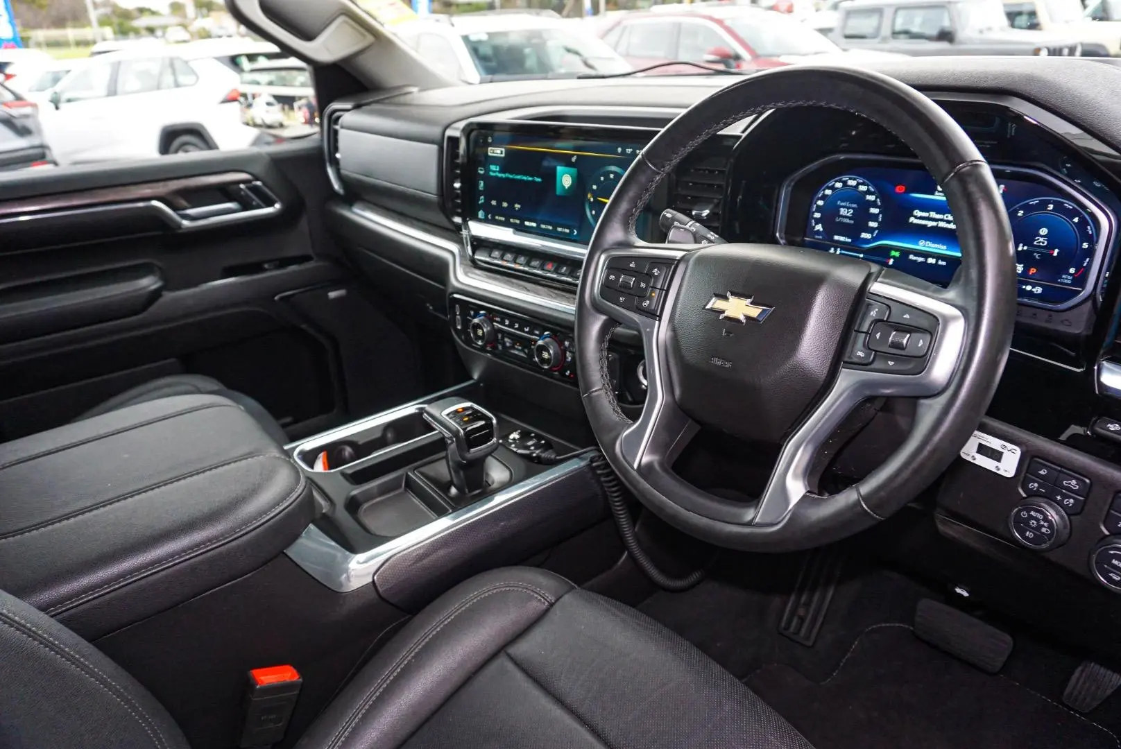 2024 Chevrolet Silverado Gallery Image 7