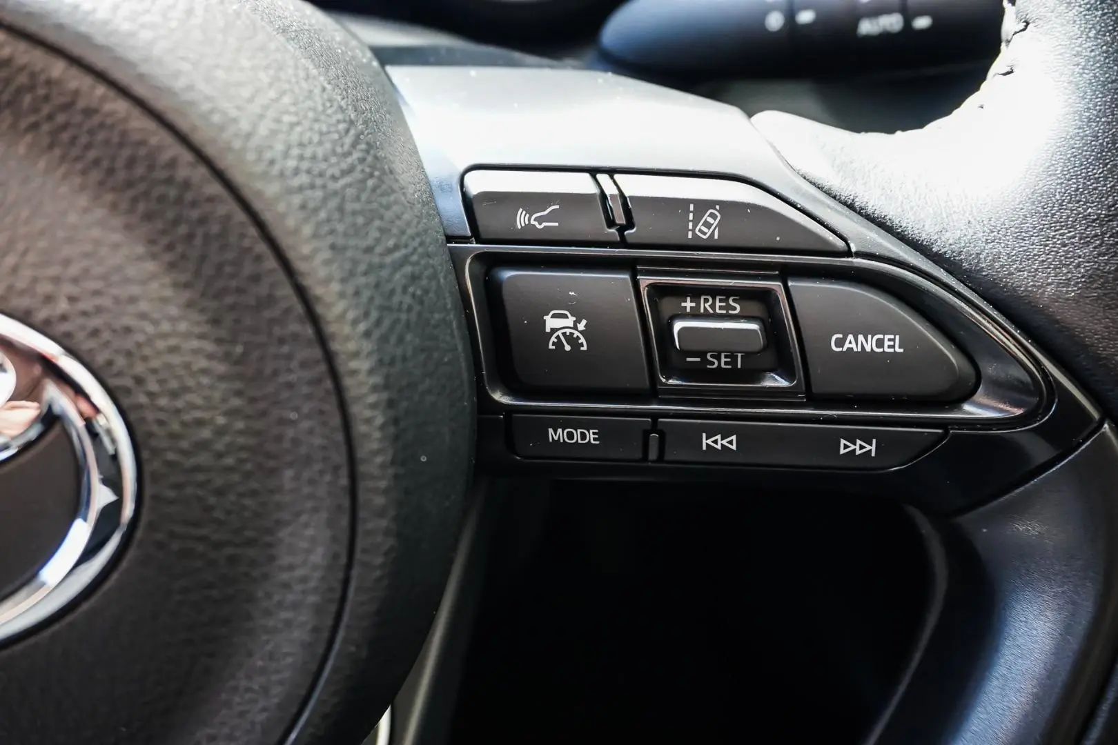 2023 Toyota Yaris Cross Gallery Image 21