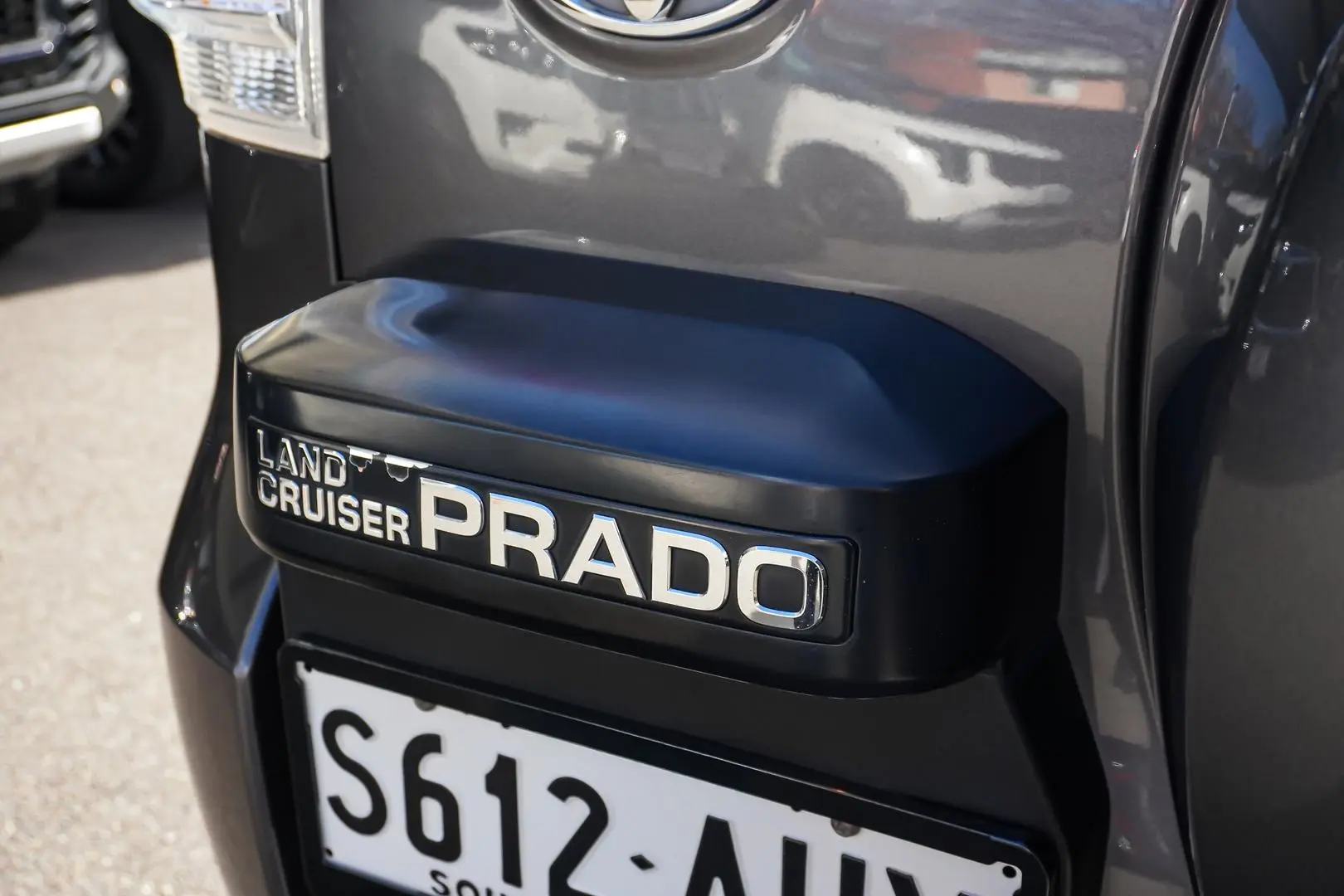 2012 Toyota Landcruiser Prado Gallery Image 15