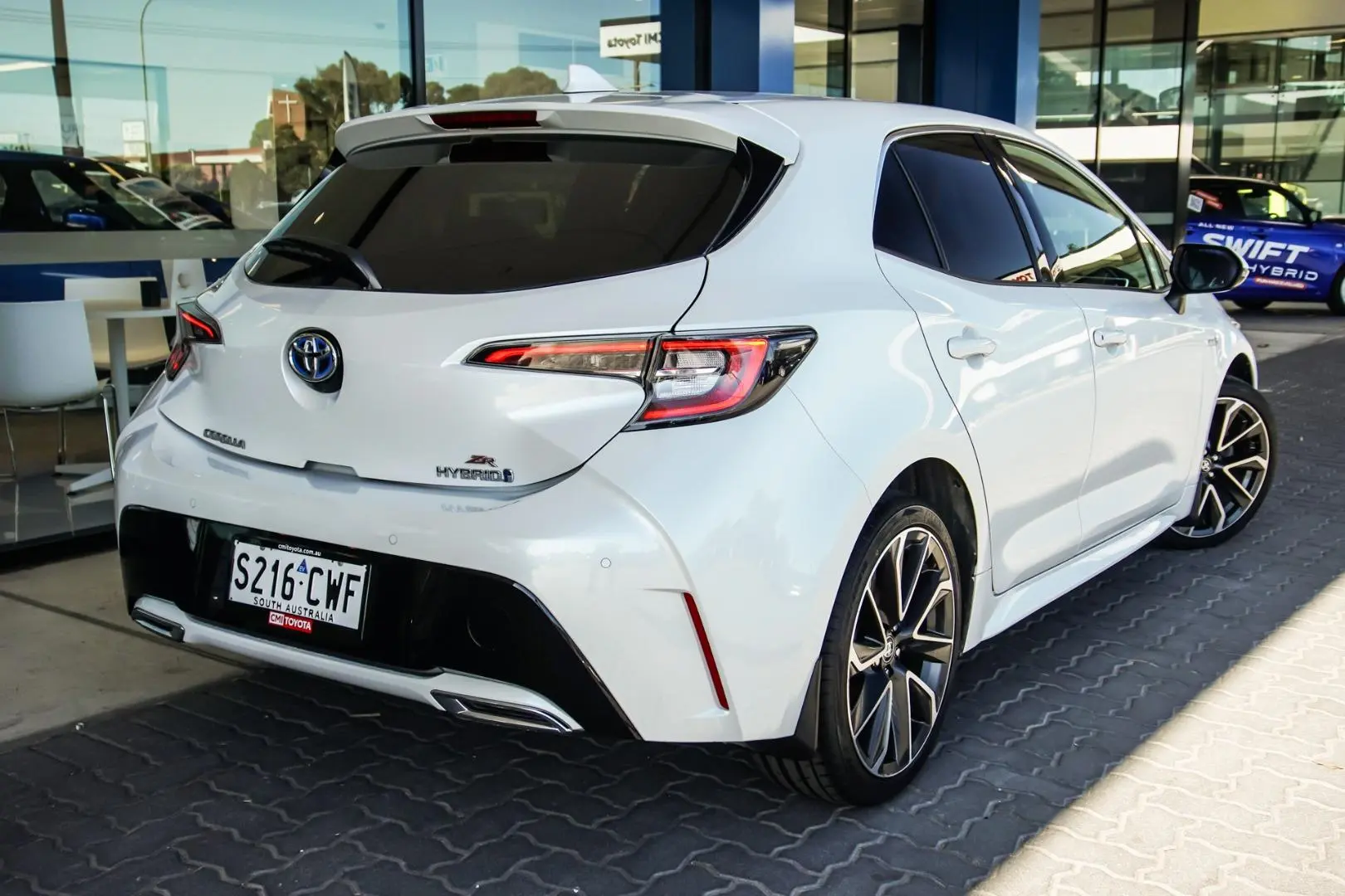 2020 Toyota Corolla Gallery Image 2