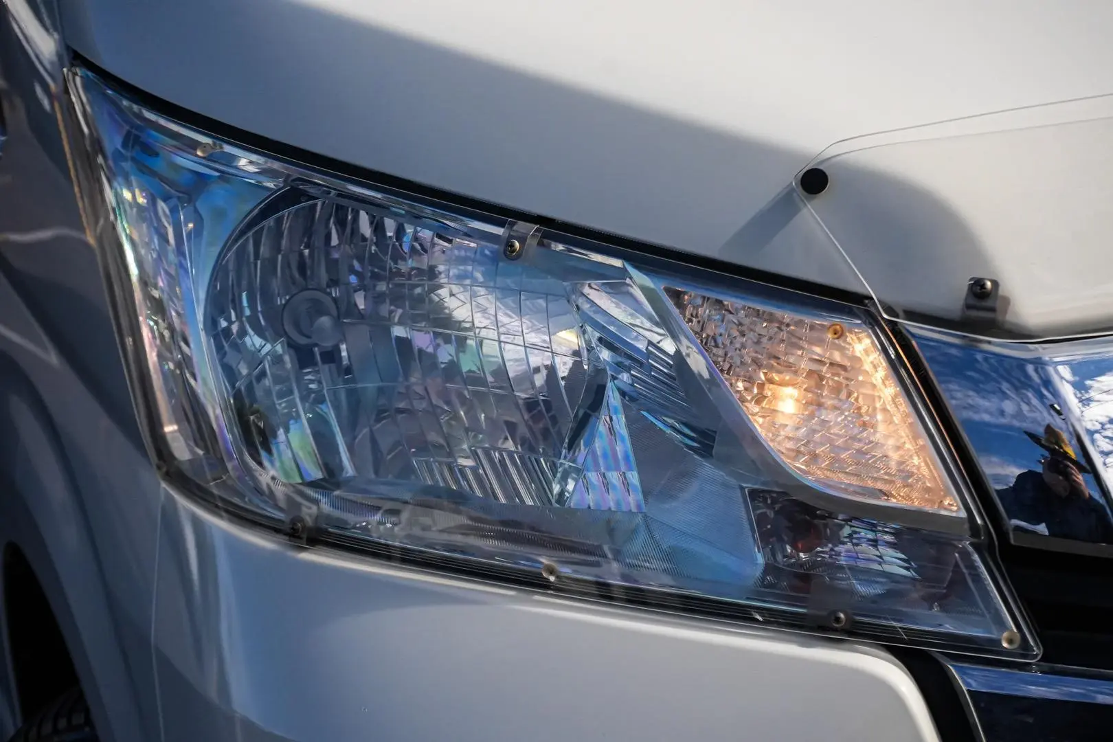 2021 Toyota Hiace Gallery Image 14