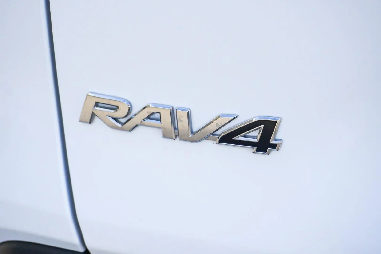 2024 Toyota RAV4 Gallery Image 14