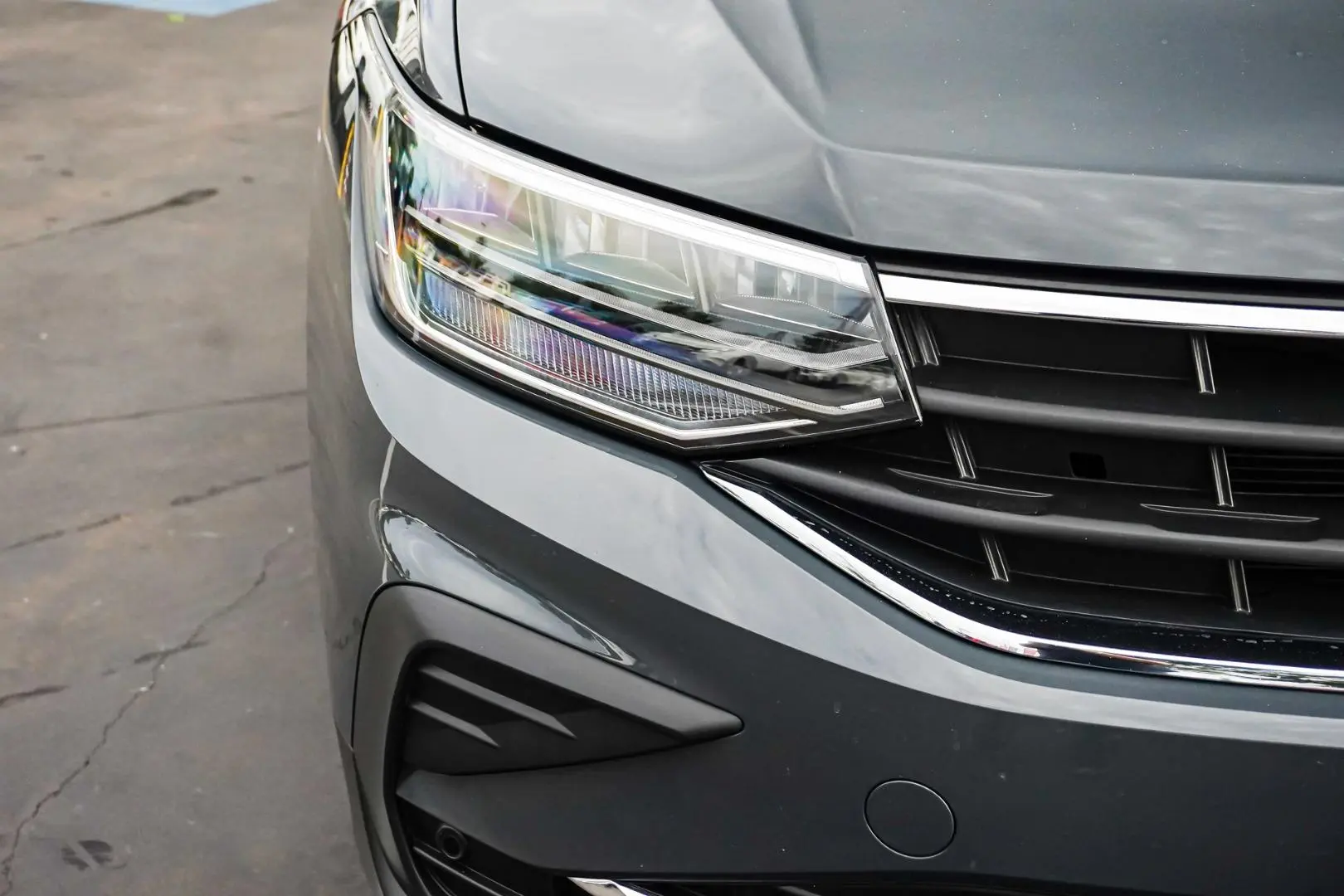 2023 Volkswagen Tiguan Gallery Image 13