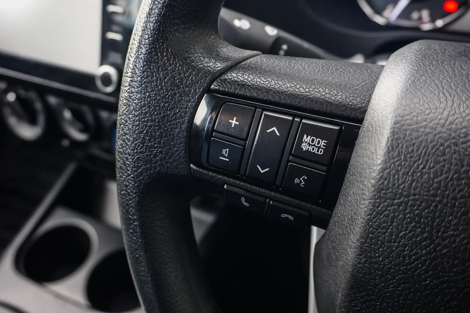 2020 Toyota Hilux Gallery Image 16