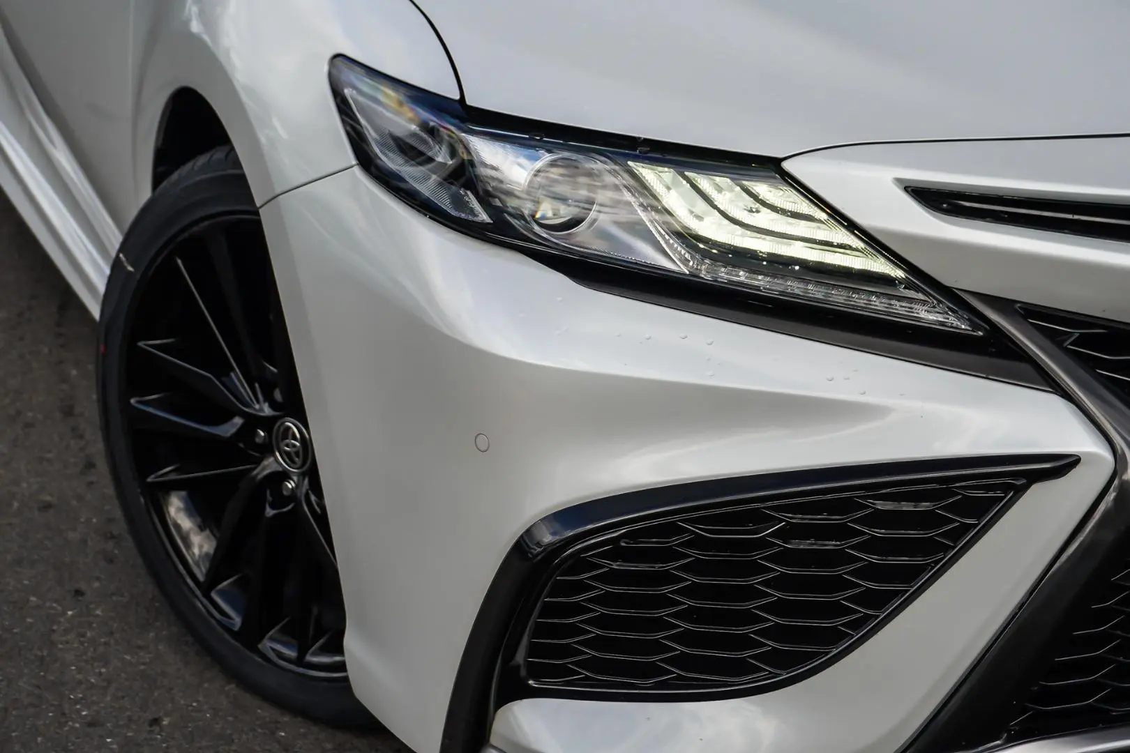 2021 Toyota Camry Gallery Image 10