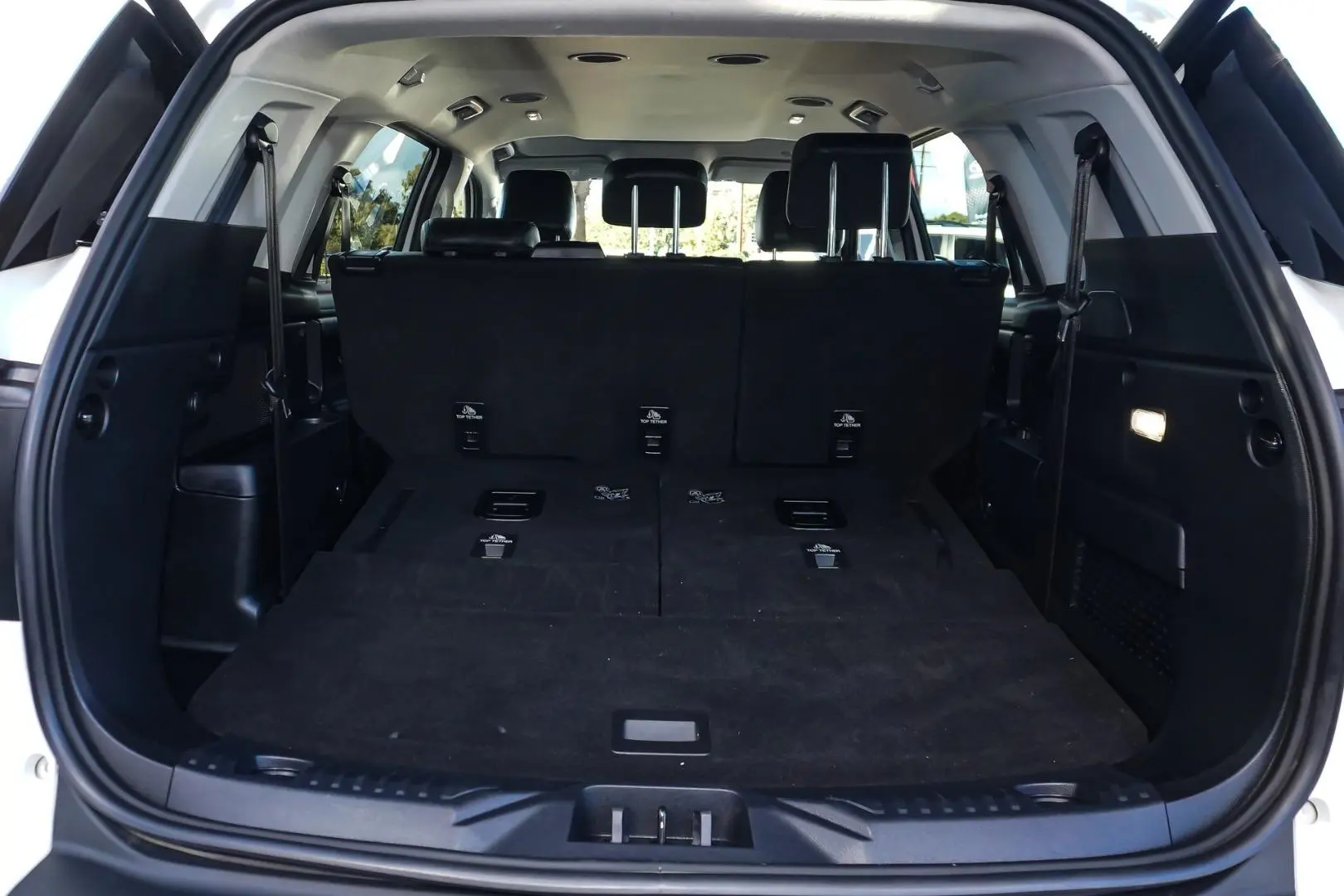 2024 Ford Everest Gallery Image 10