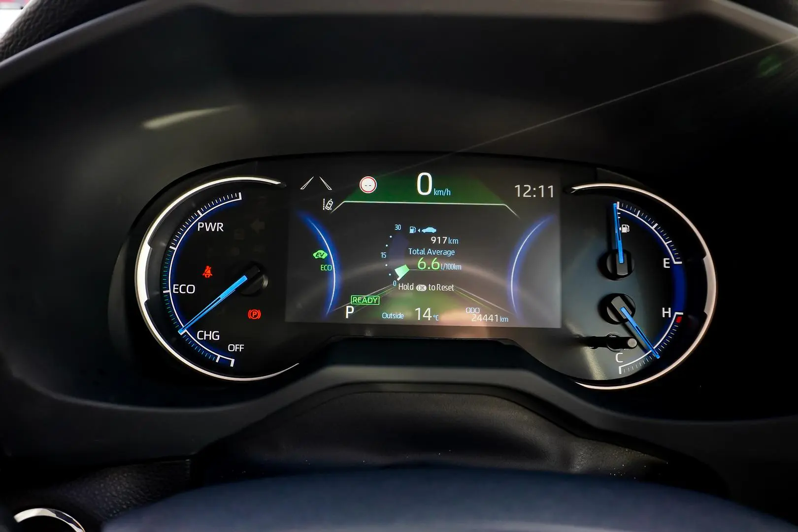 2025 Toyota RAV4 Gallery Image 16