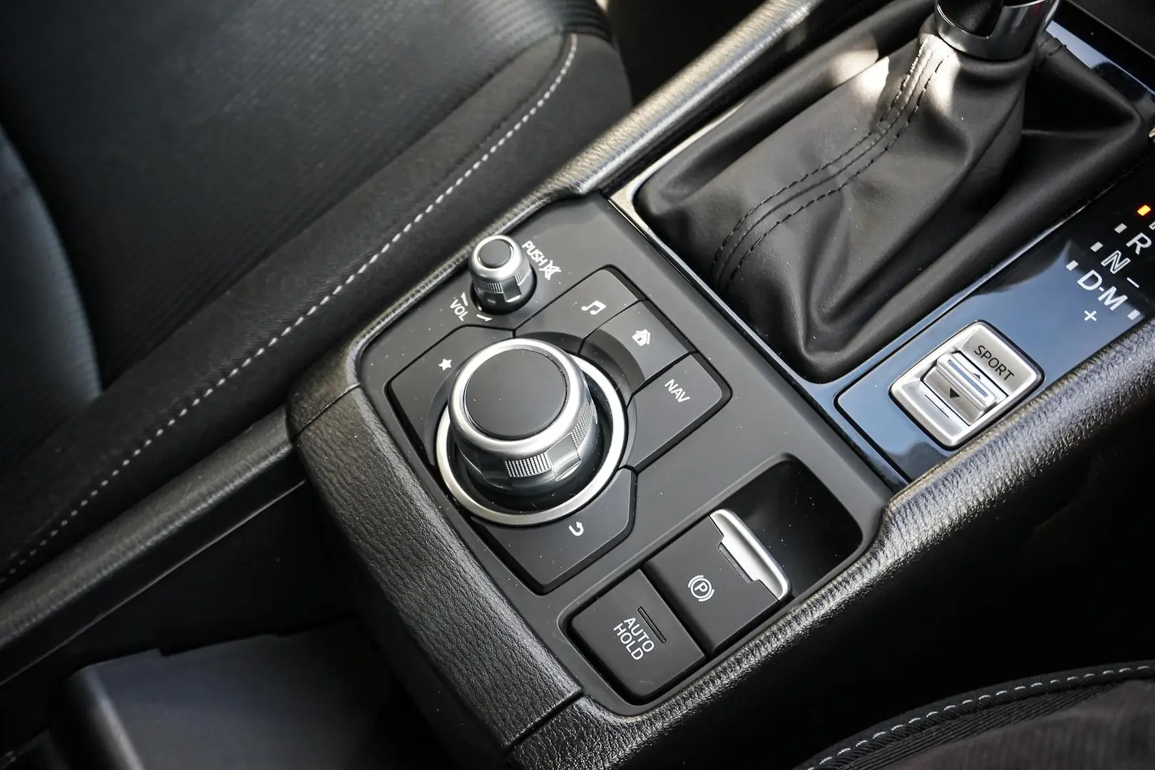 2022 Mazda CX-3 Gallery Image 19