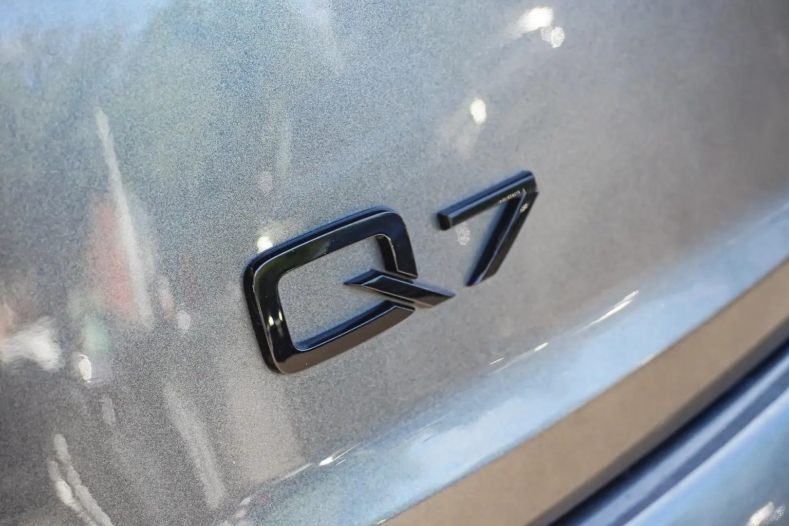 2022 Audi Q7 Gallery Image 16