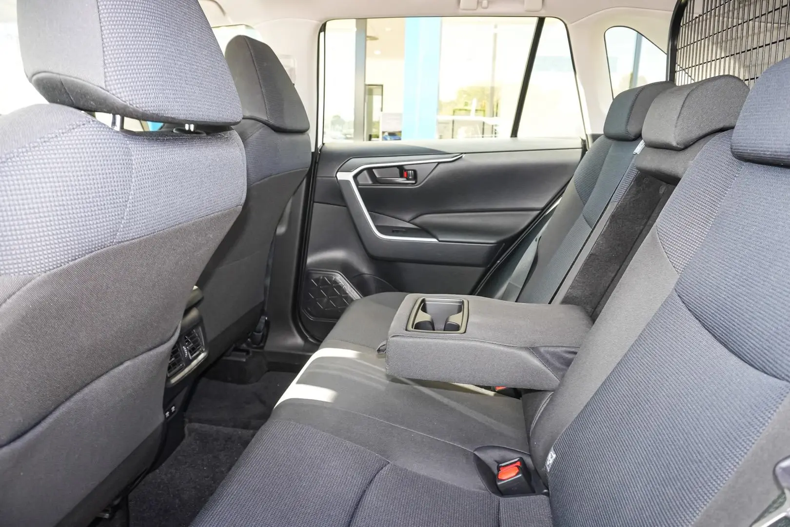 2022 Toyota RAV4 Gallery Image 13