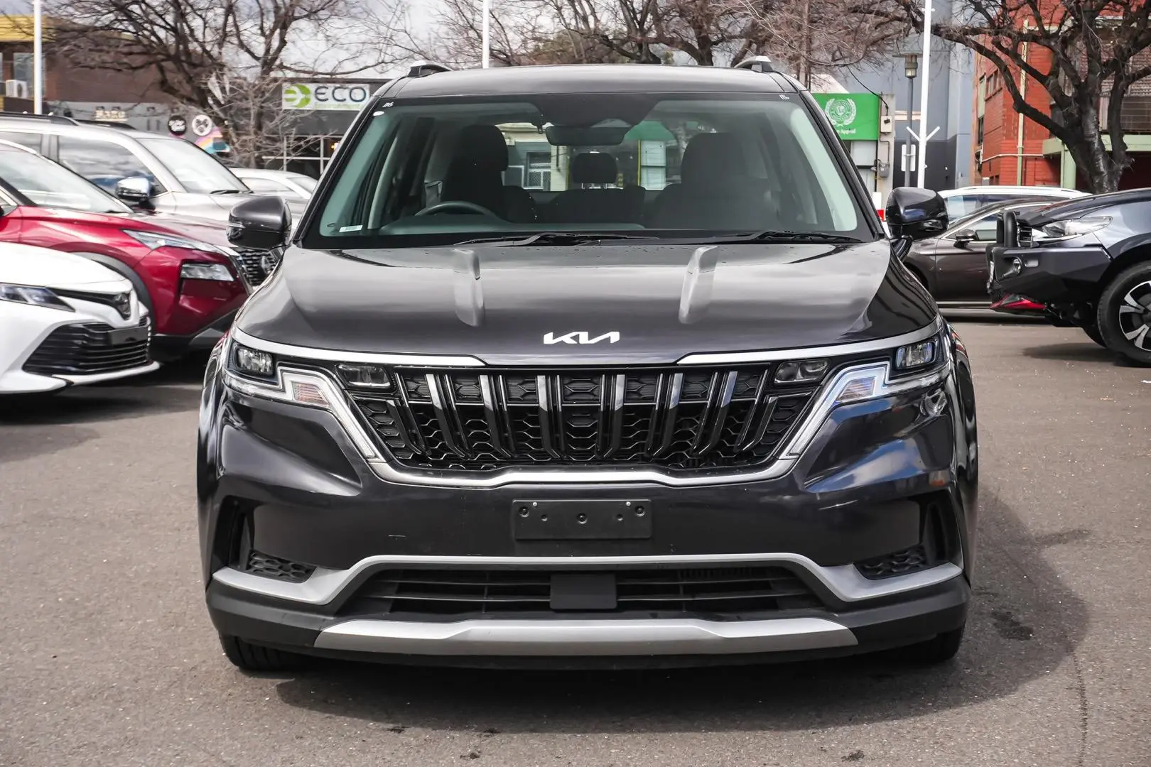2022 Kia Carnival Gallery Image 5
