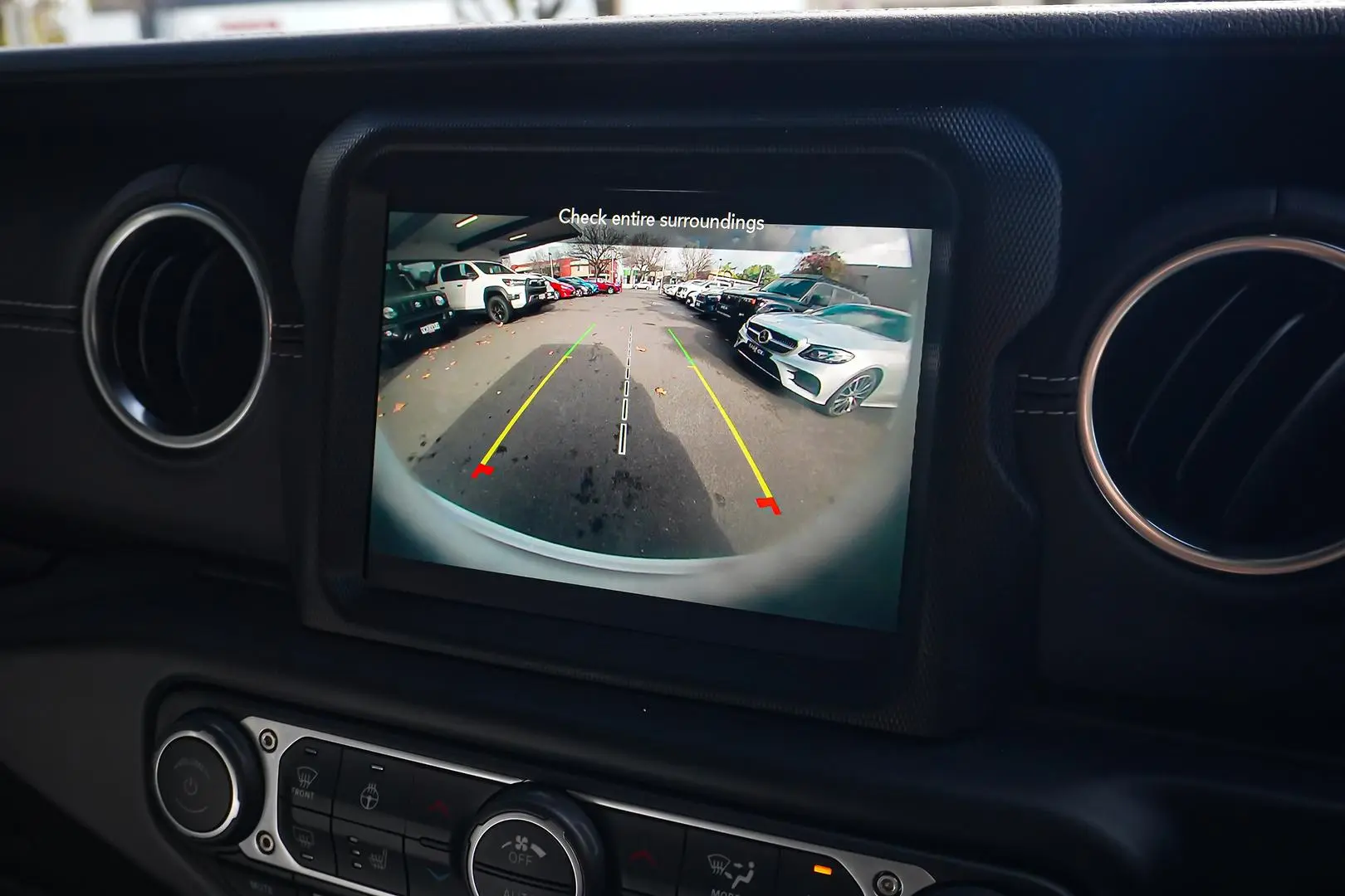 2023 Jeep Wrangler Gallery Image 26
