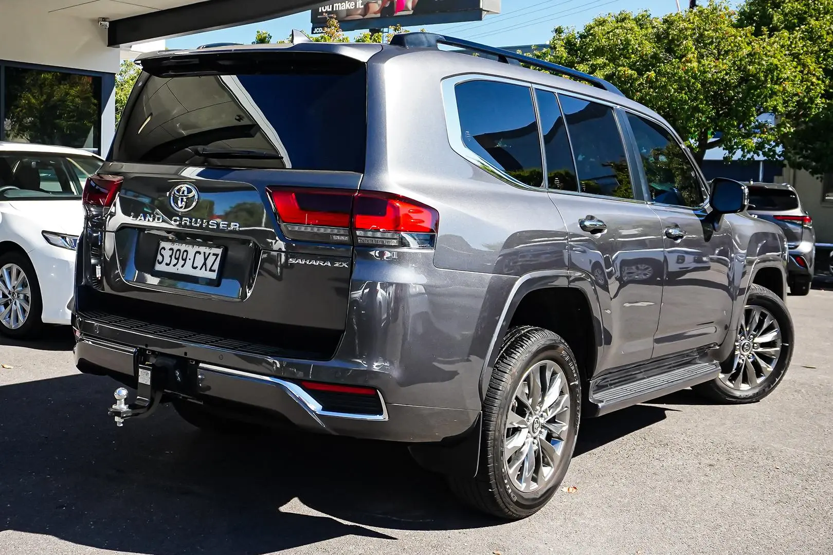 2023 Toyota Landcruiser Gallery Image 3