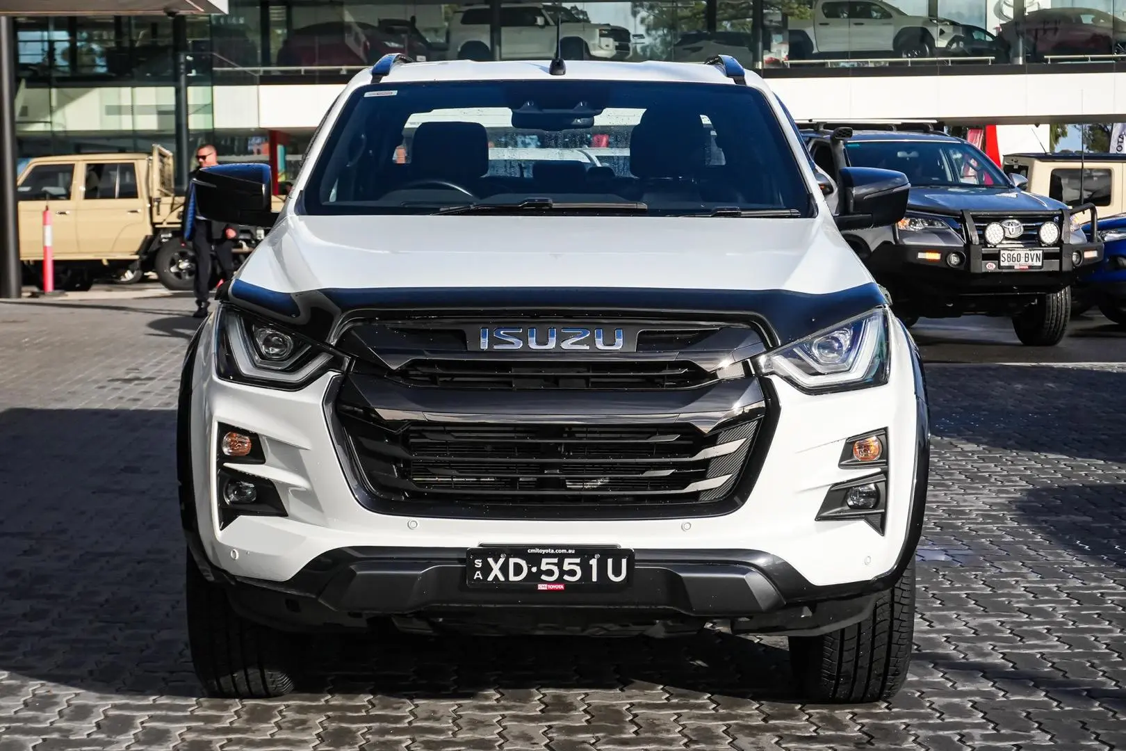 2023 Isuzu D-MAX Gallery Image 5