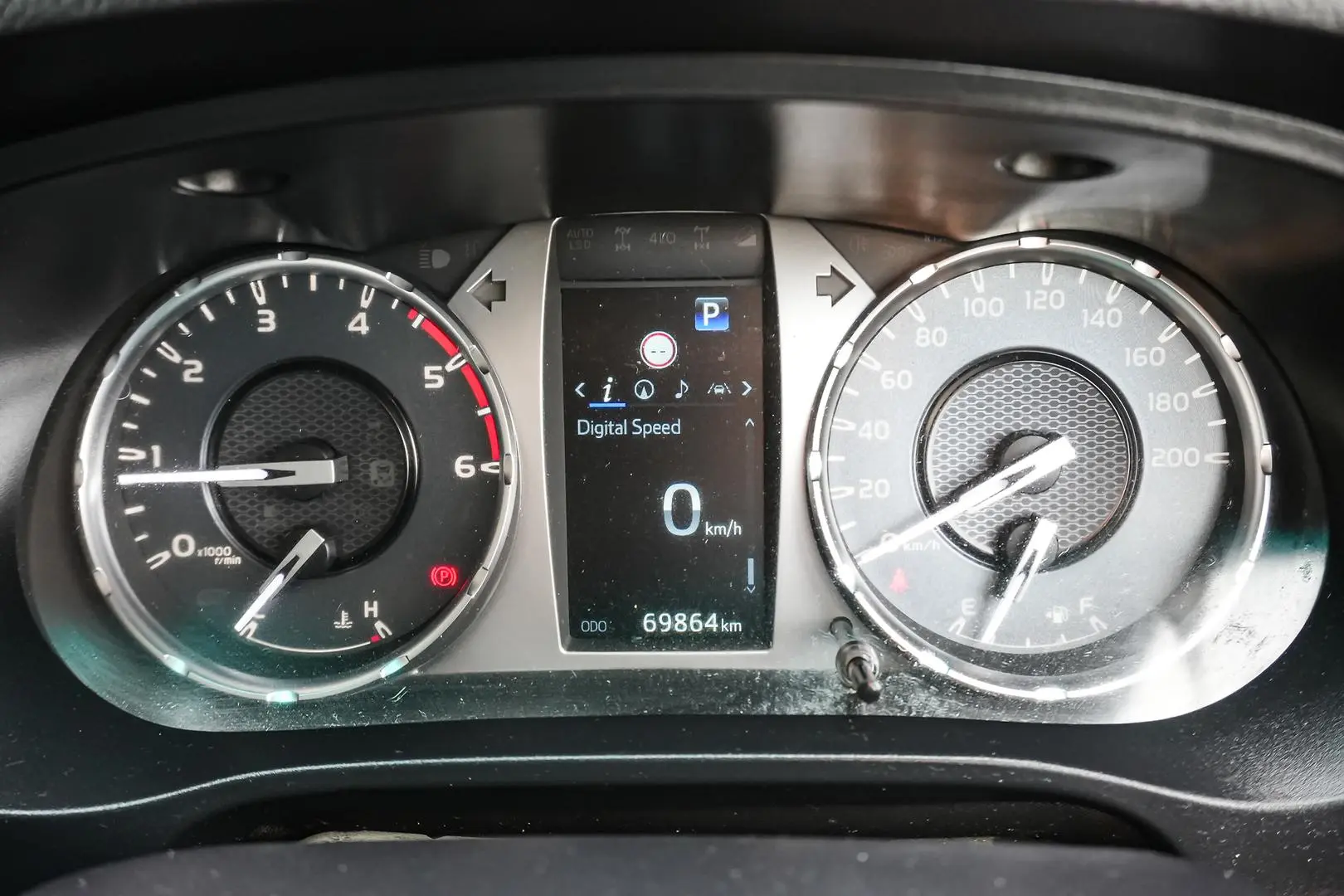 2022 Toyota Hilux Gallery Image 18