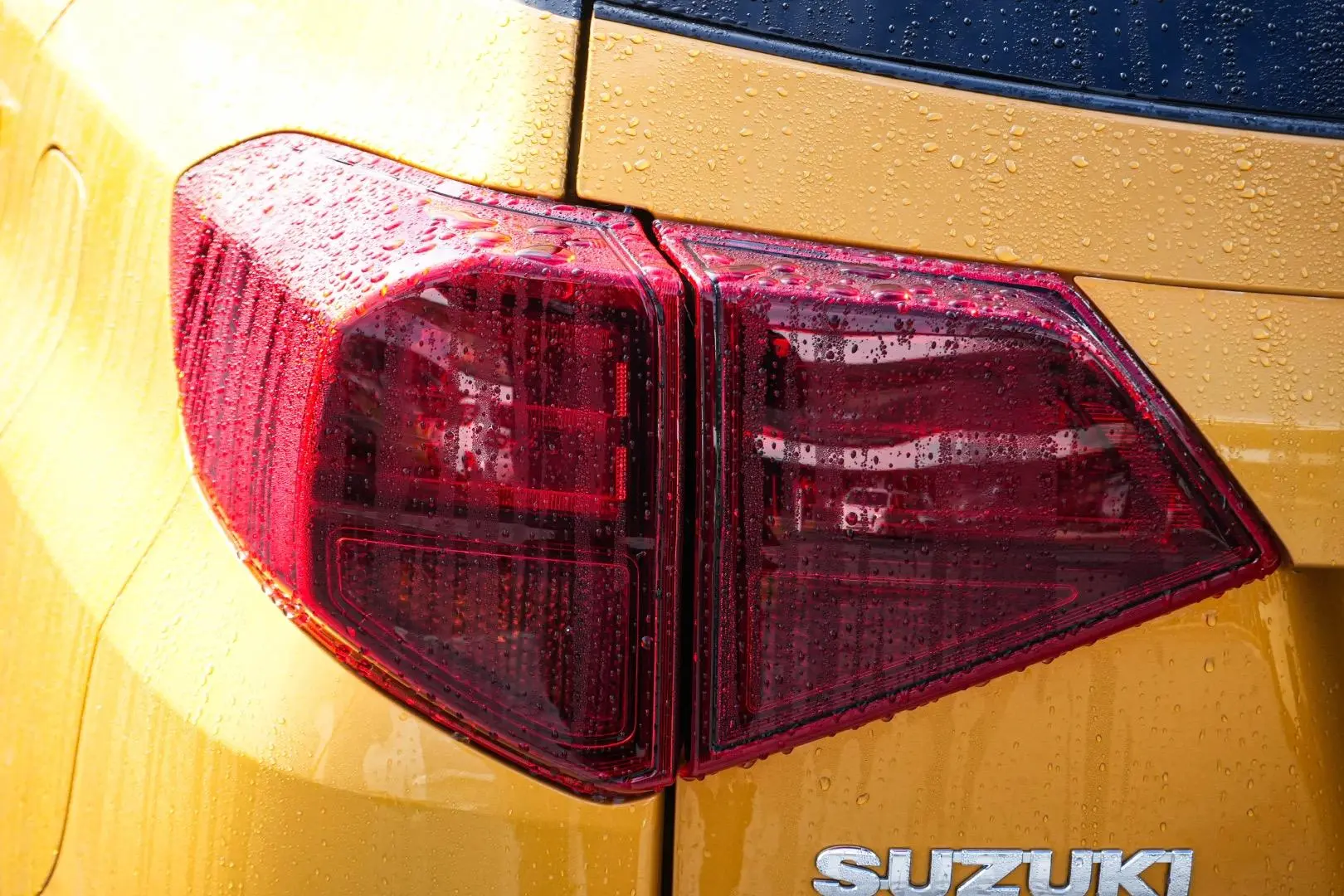 2024 Suzuki Vitara Gallery Image 14