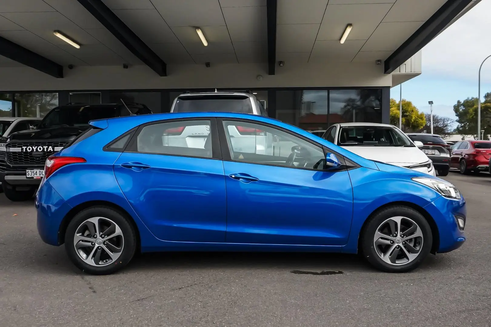 2016 Hyundai i30 Gallery Image 4
